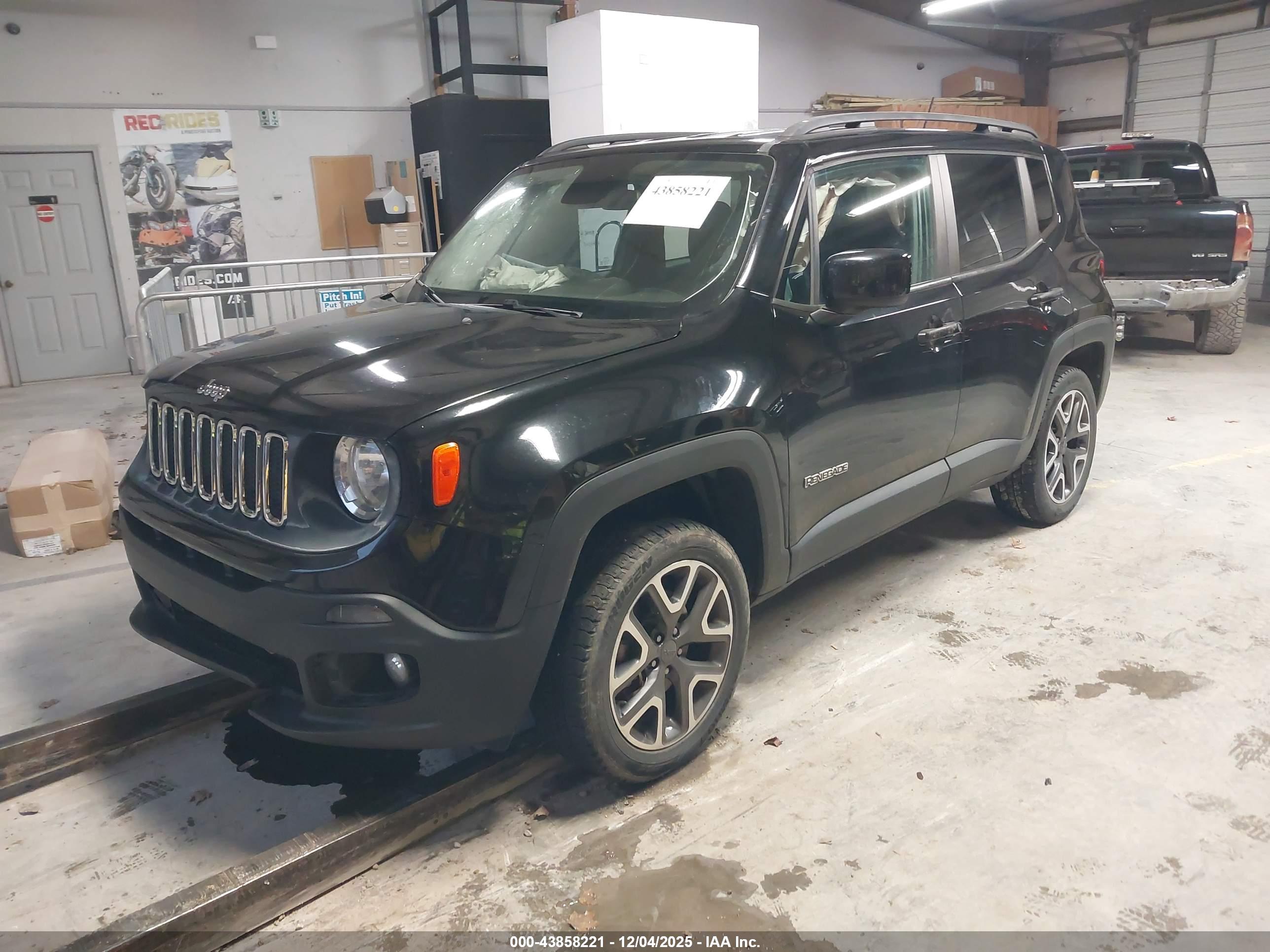 JEEP RENEGADE image 2