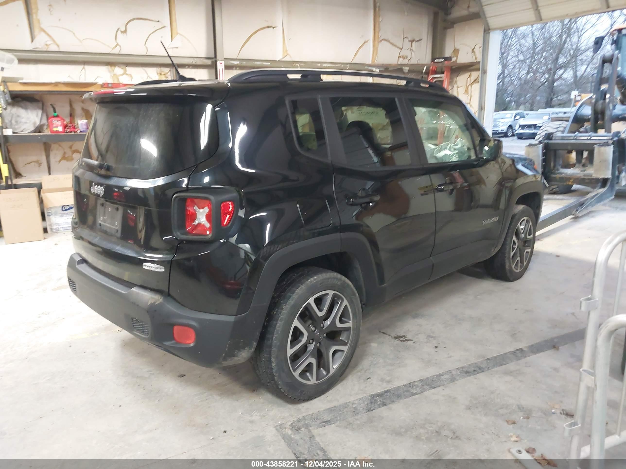 JEEP RENEGADE image 4