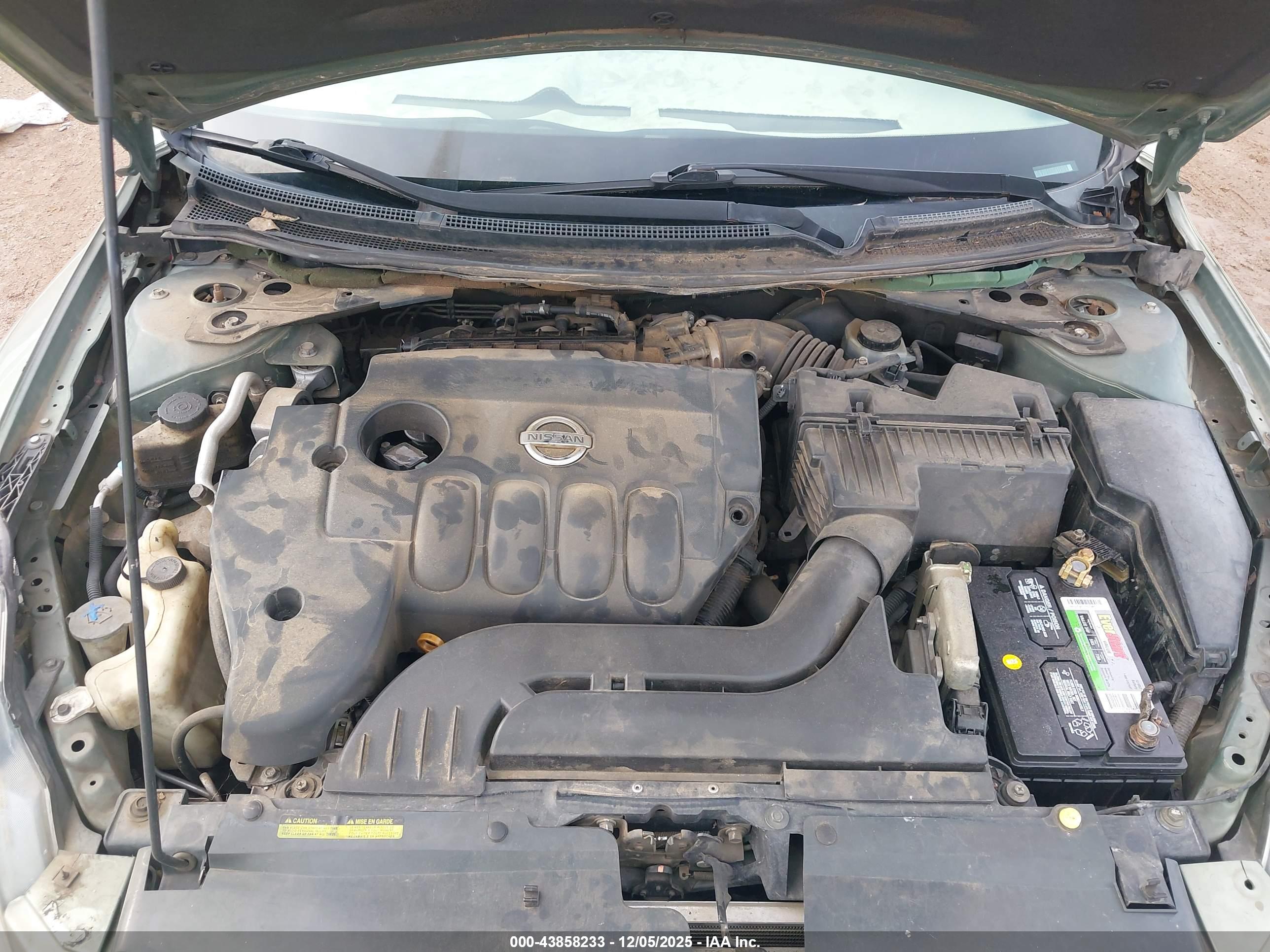 NISSAN ALTIMA image 10