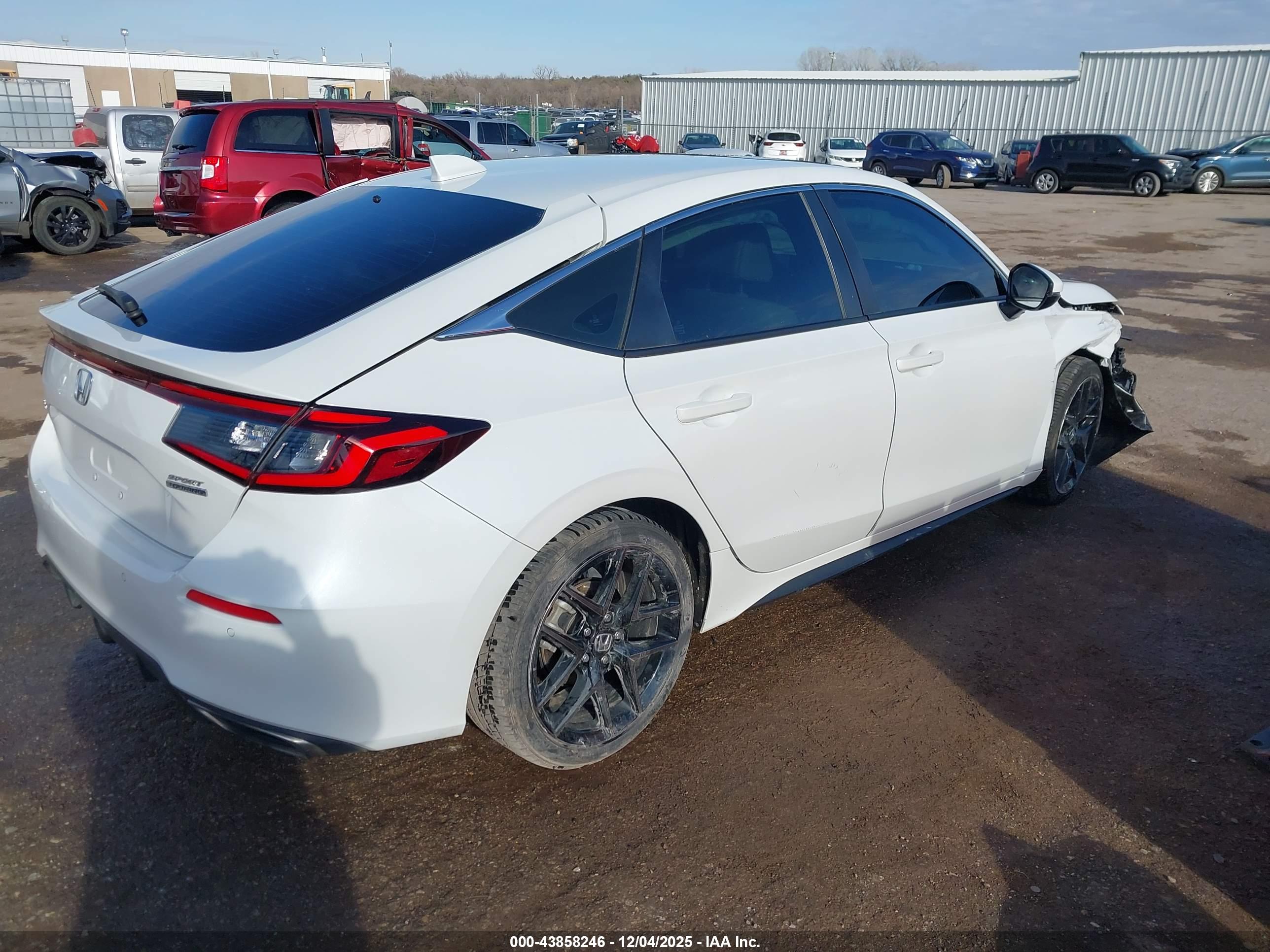 HONDA CIVIC image 4