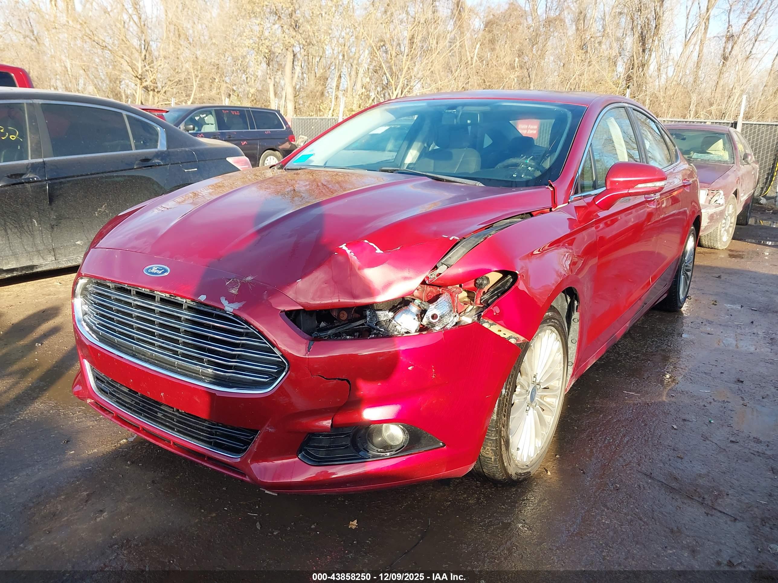 FORD FUSION image 2