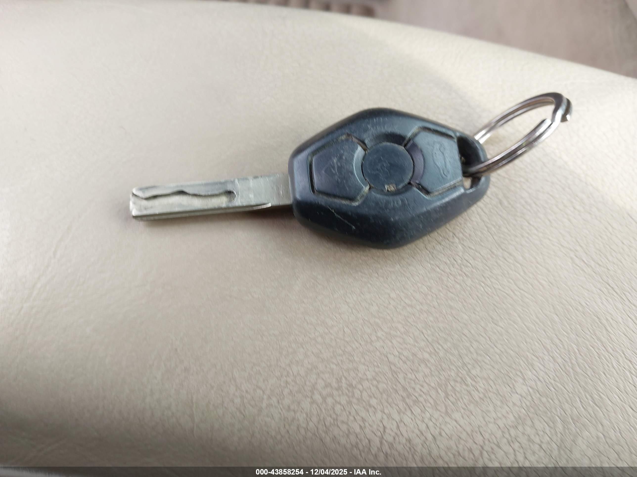 BMW 330I image 11