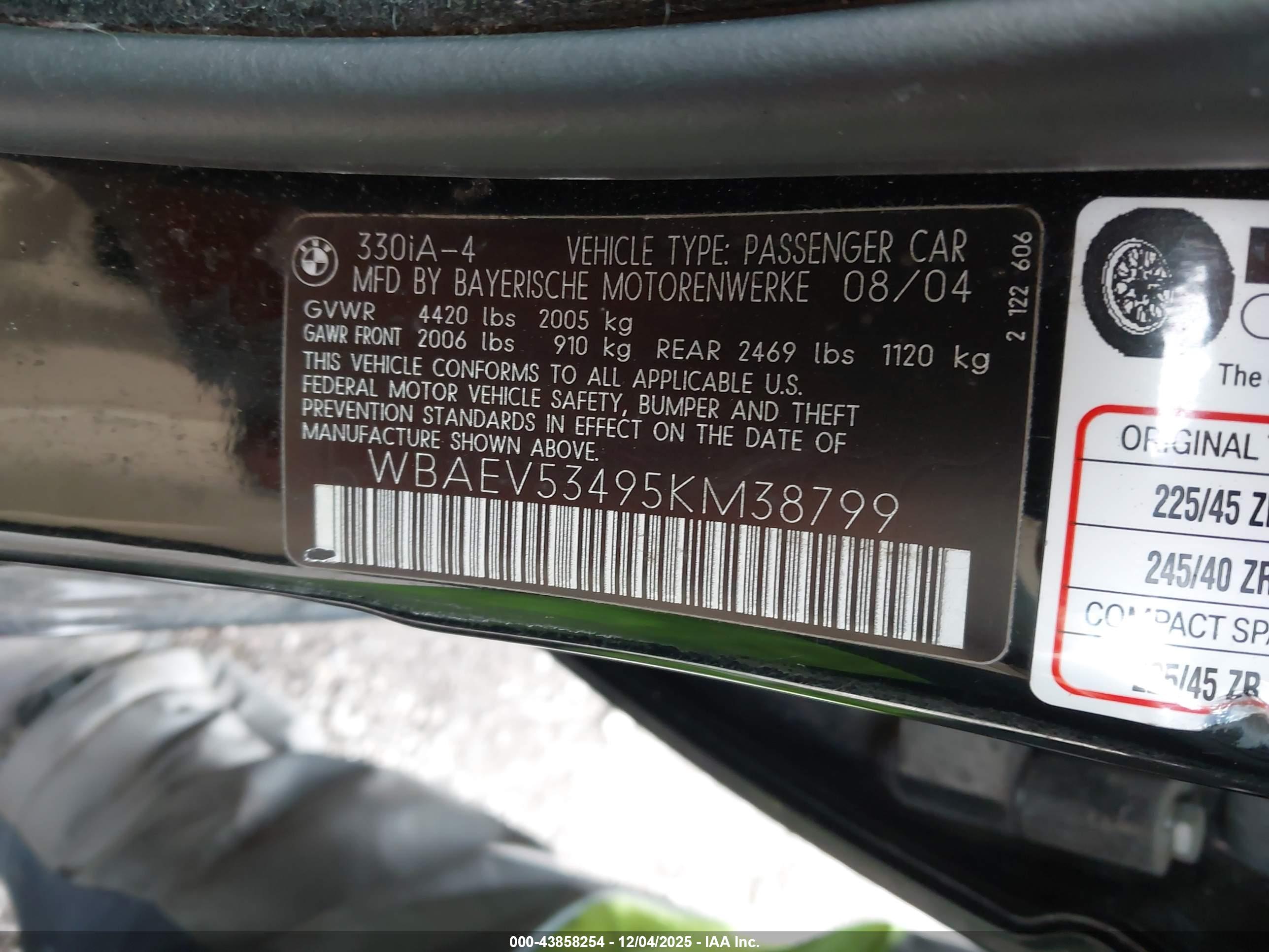 BMW 330I image 9