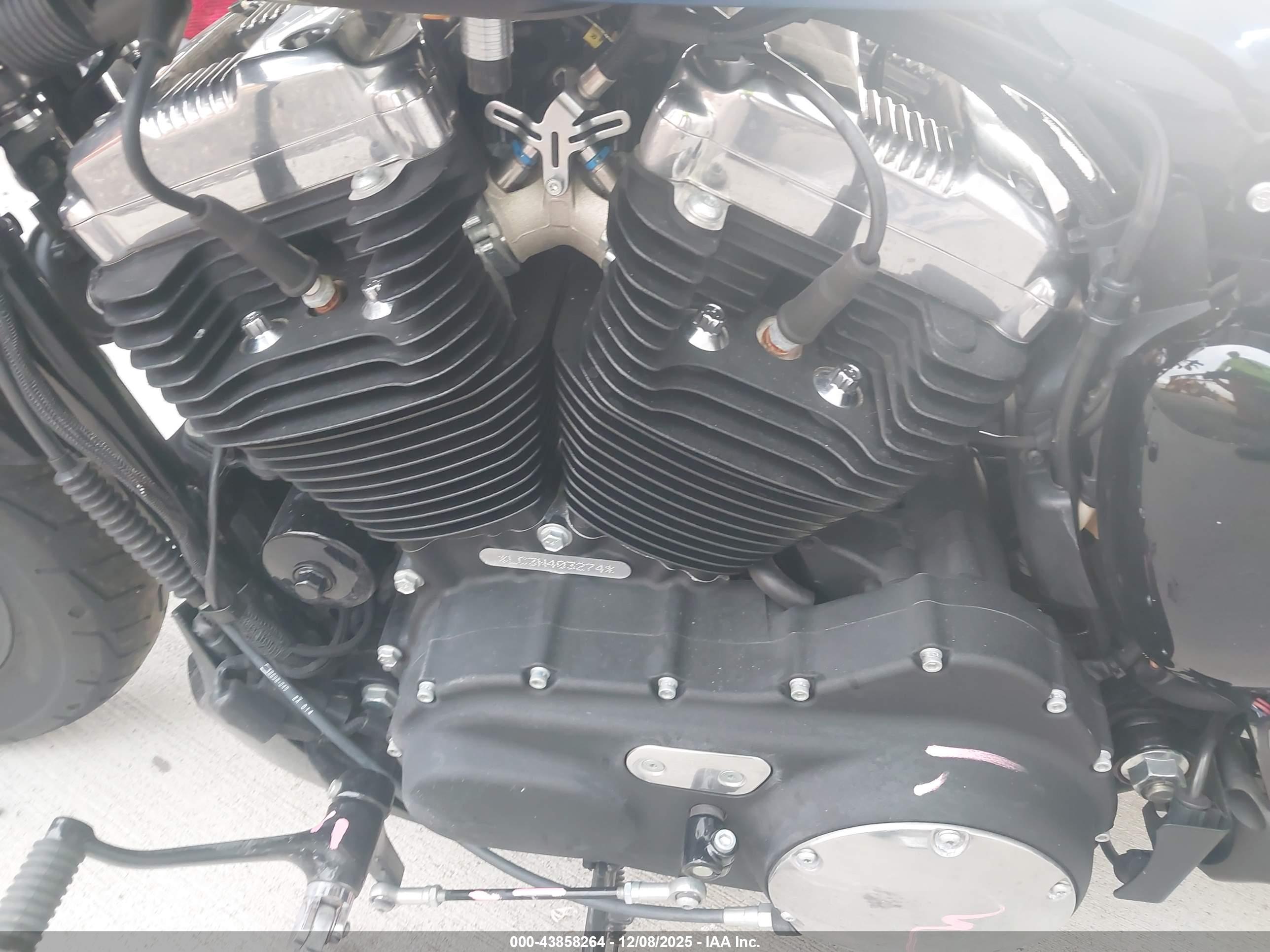 HARLEY-DAVIDSON XL1200 image 9