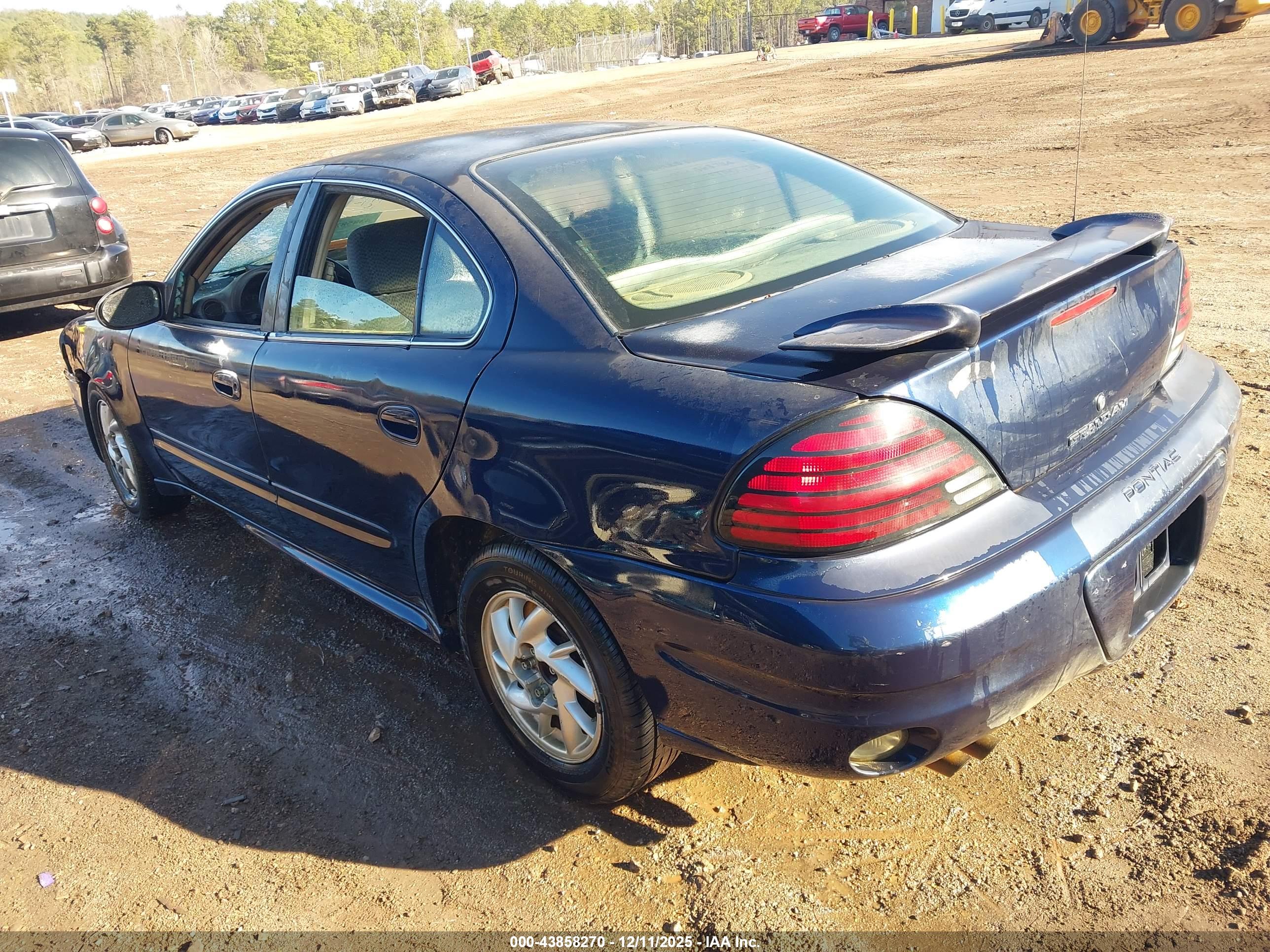 PONTIAC GRAND image 3