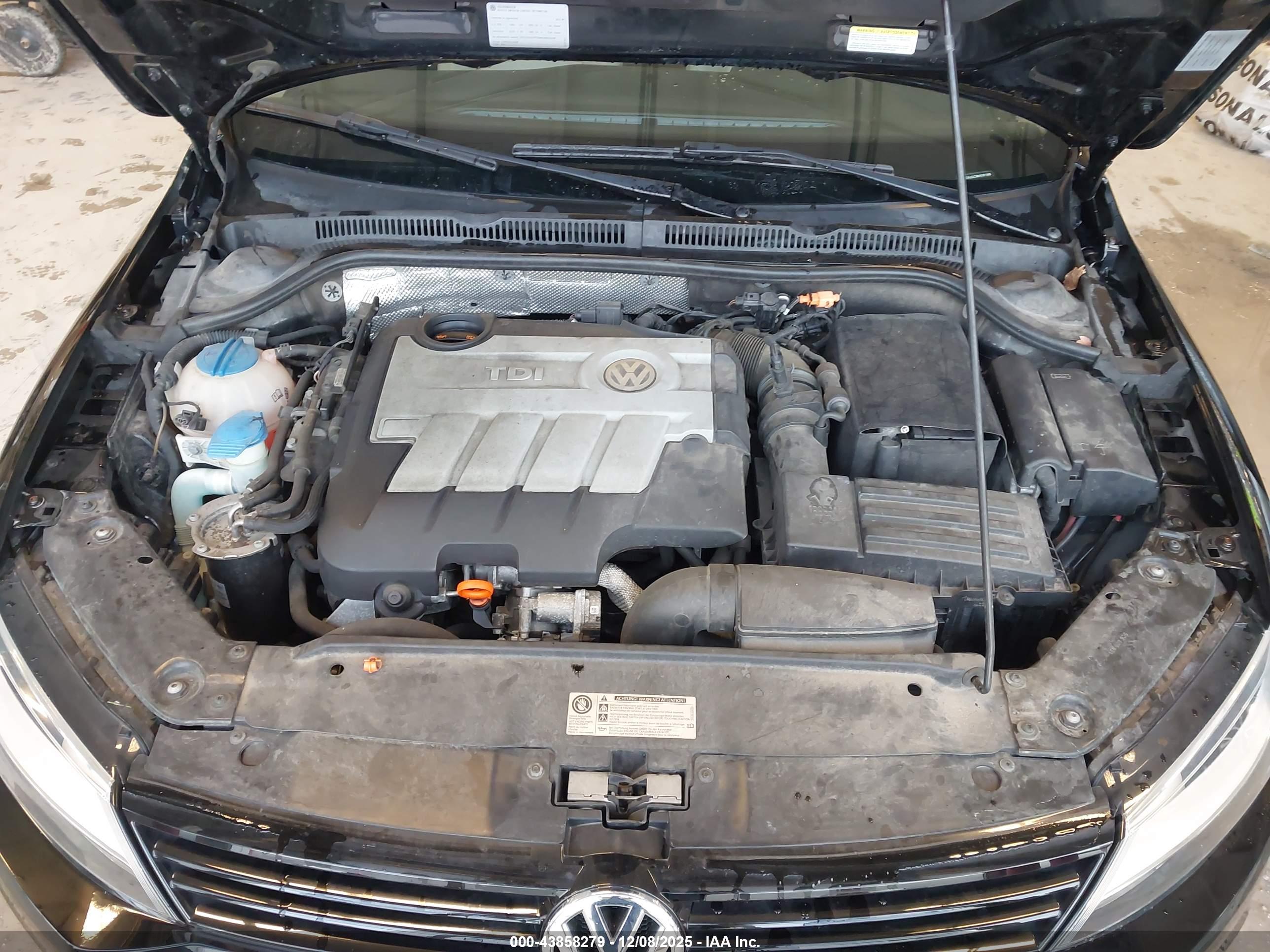 VOLKSWAGEN JETTA image 10