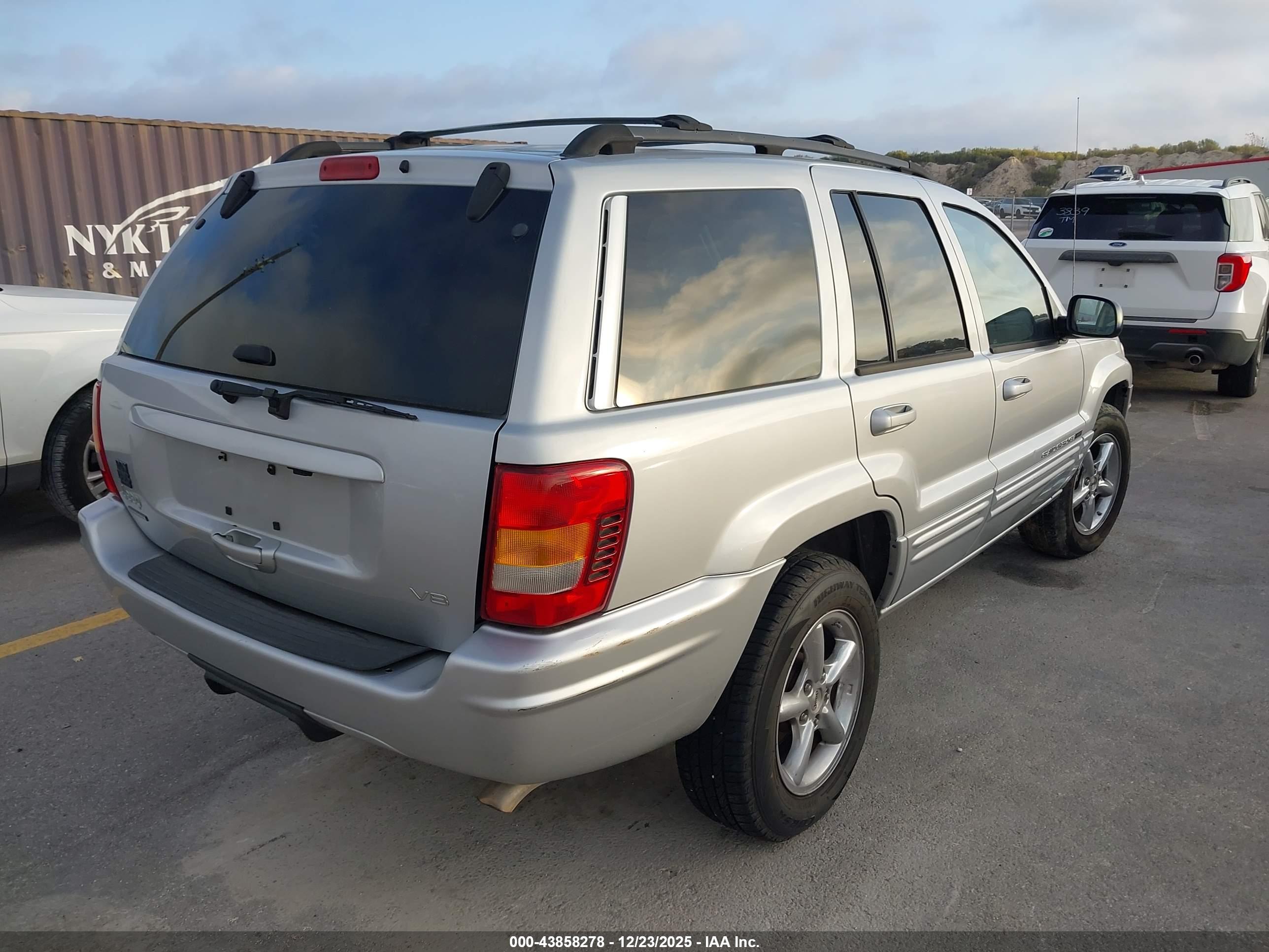 JEEP GRAND image 4