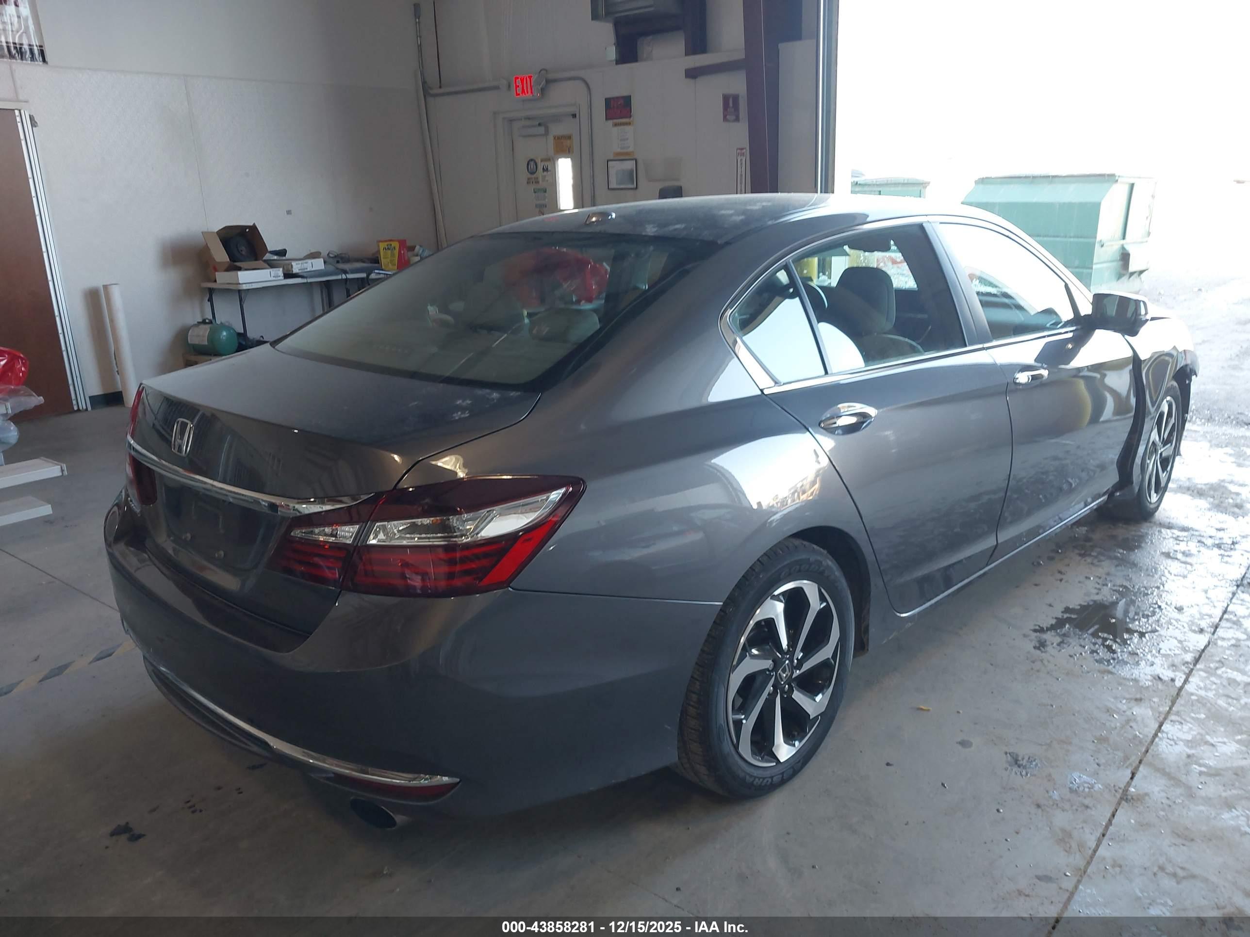 HONDA ACCORD image 4