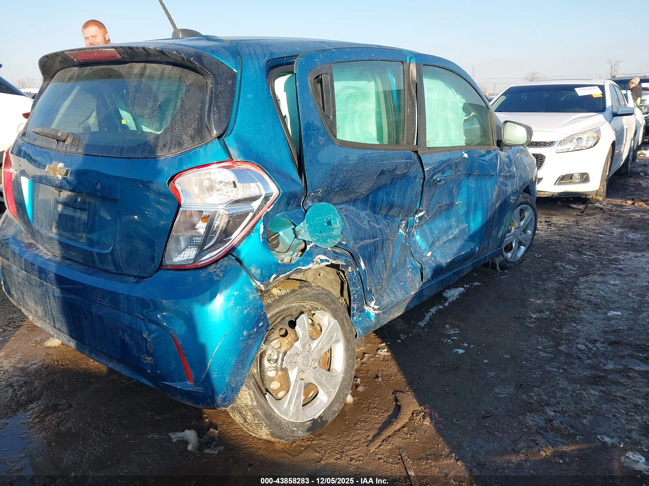 CHEVROLET SPARK image 6