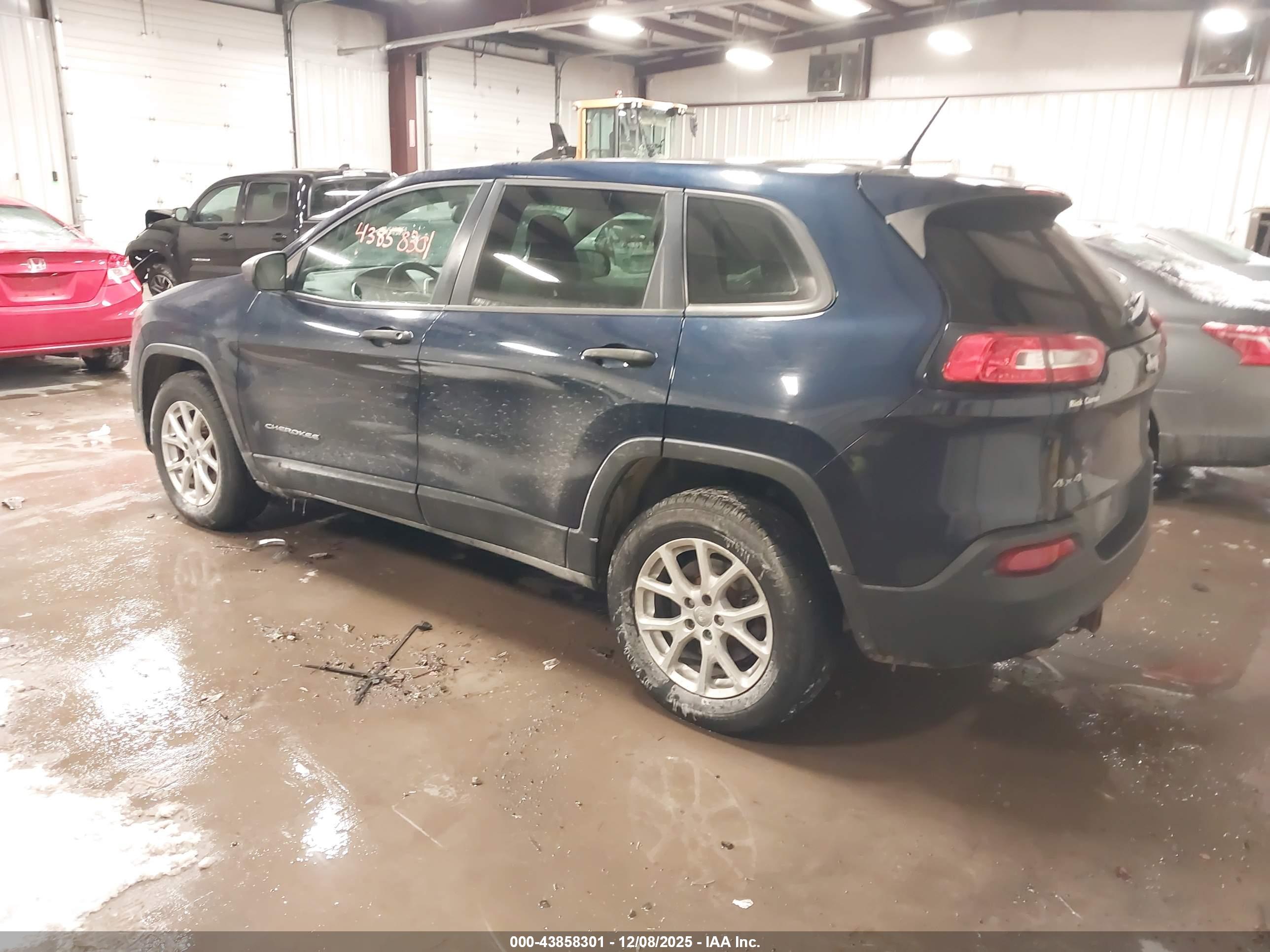 JEEP CHEROKEE image 3