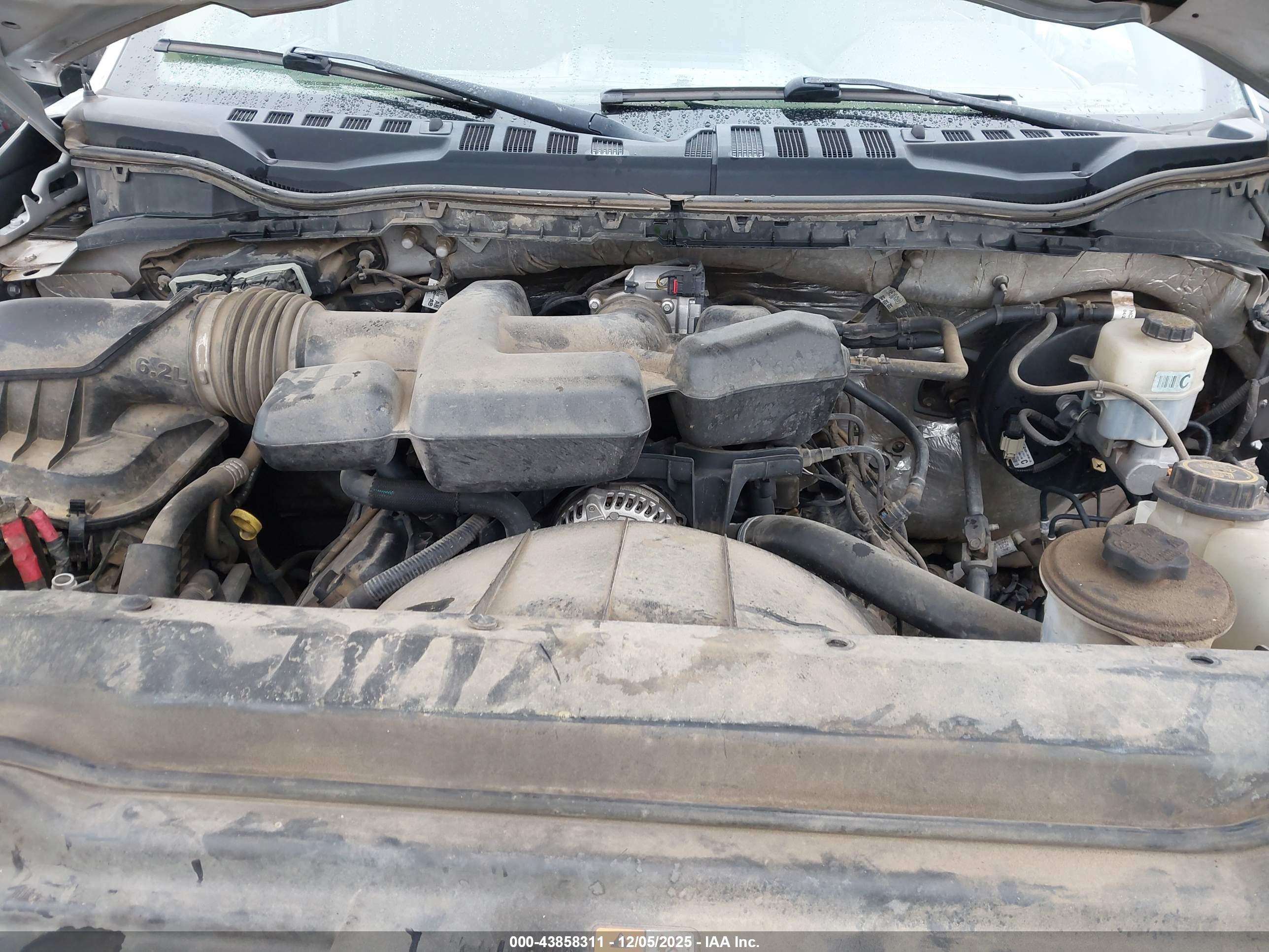 FORD F-250 image 10