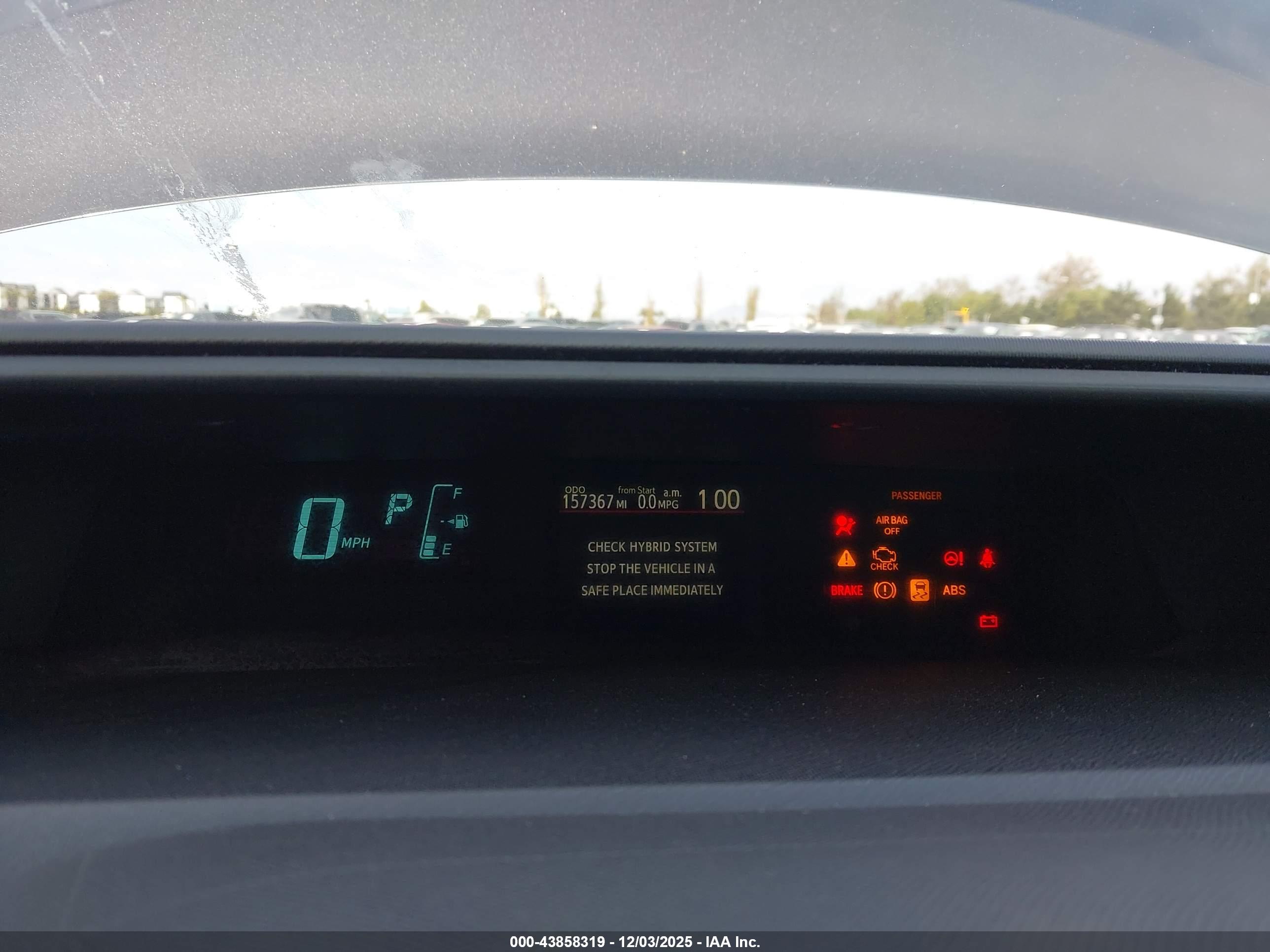 TOYOTA PRIUS image 7