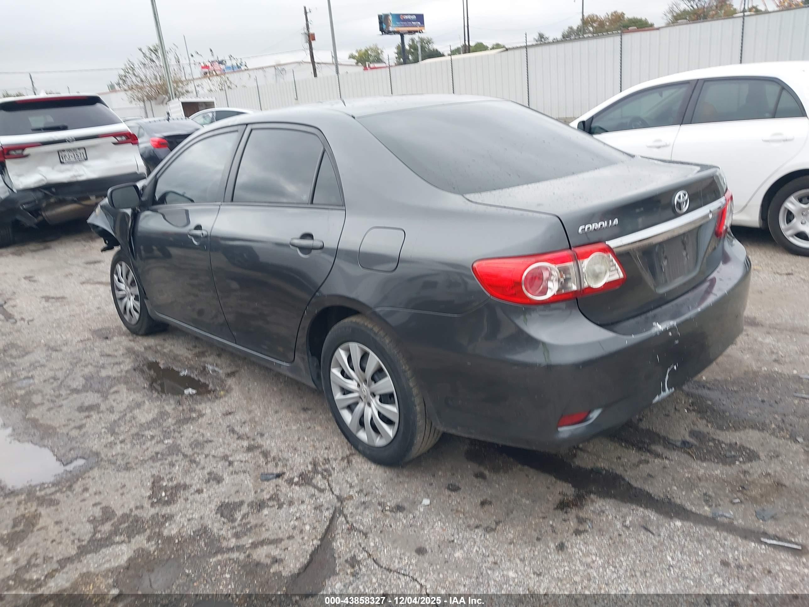 TOYOTA COROLLA image 3