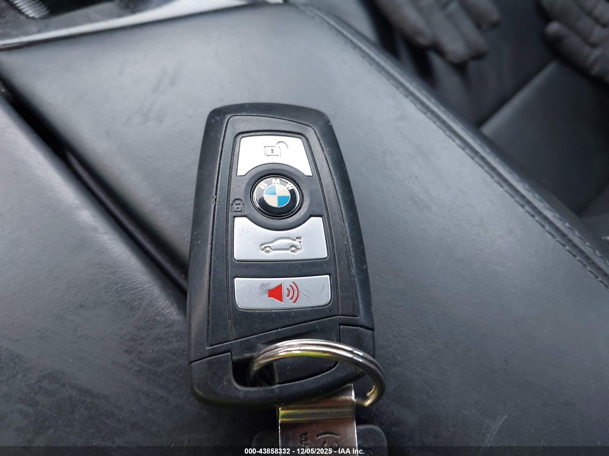BMW 528I image 11