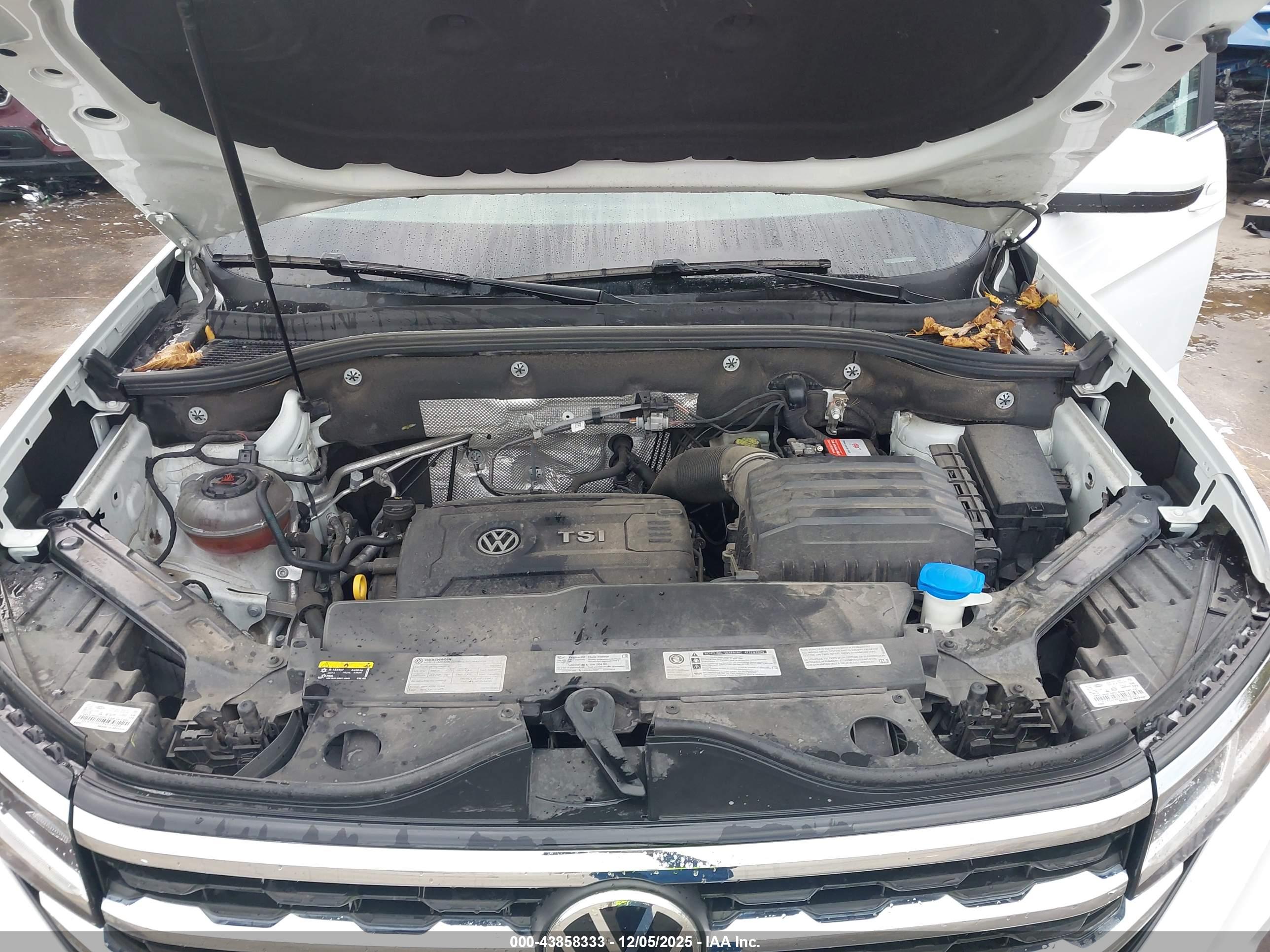 VOLKSWAGEN ATLAS image 10