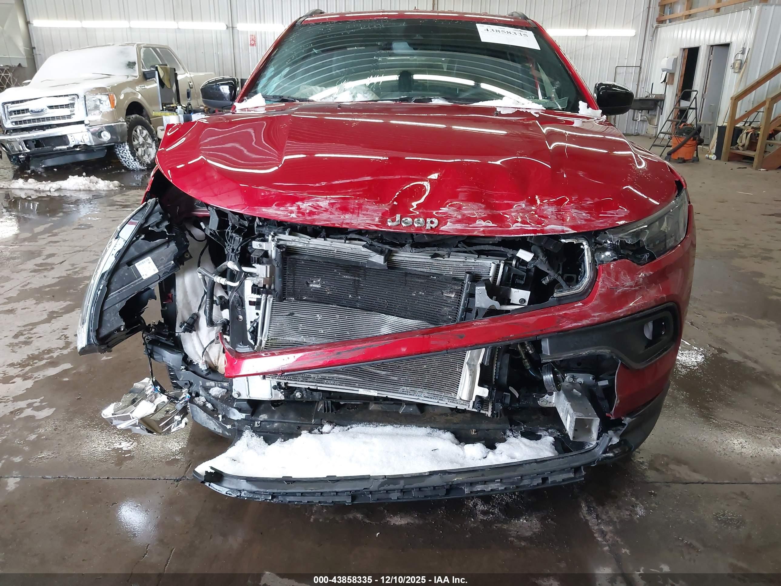 JEEP COMPASS image 6