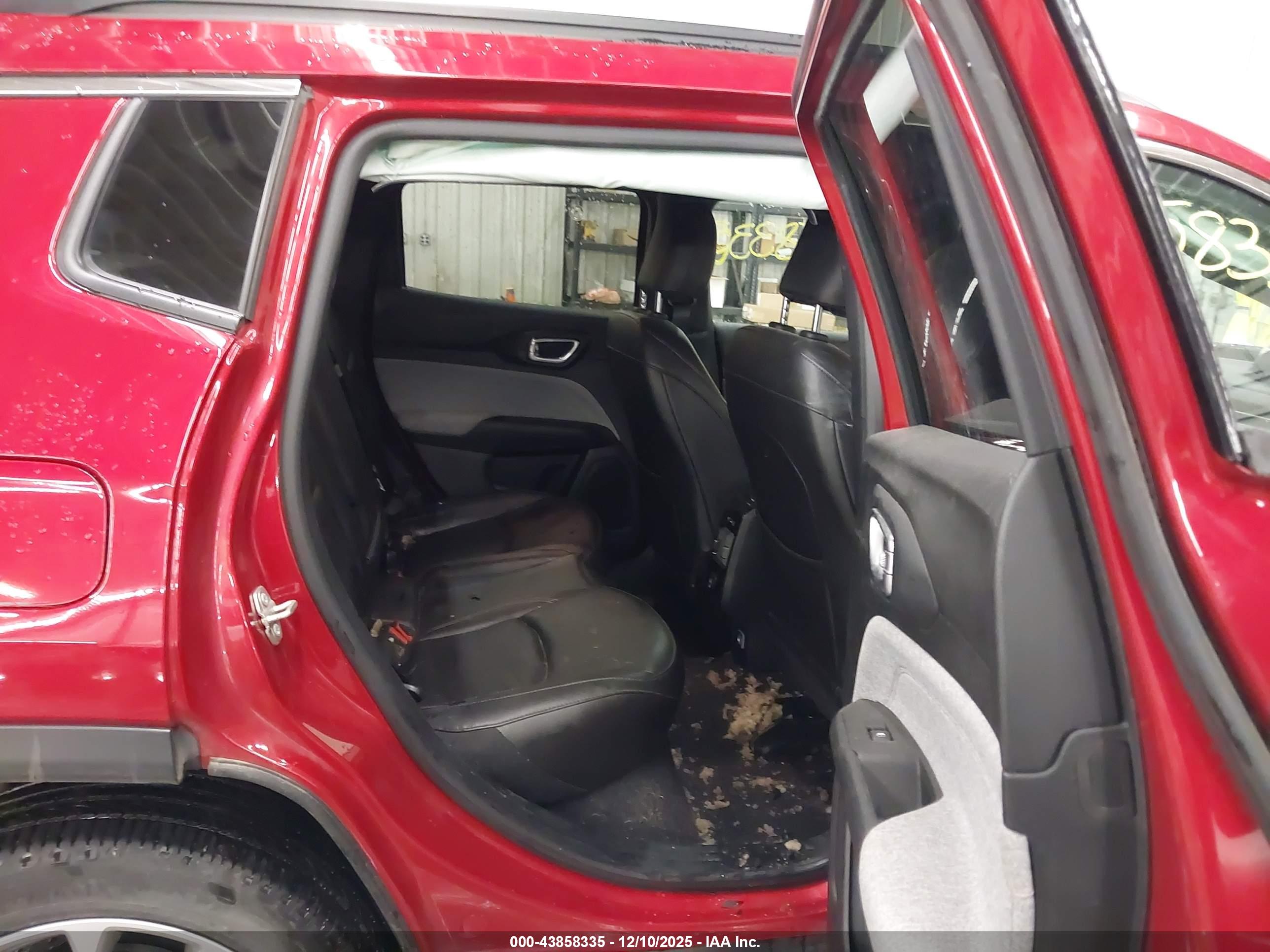 JEEP COMPASS image 8