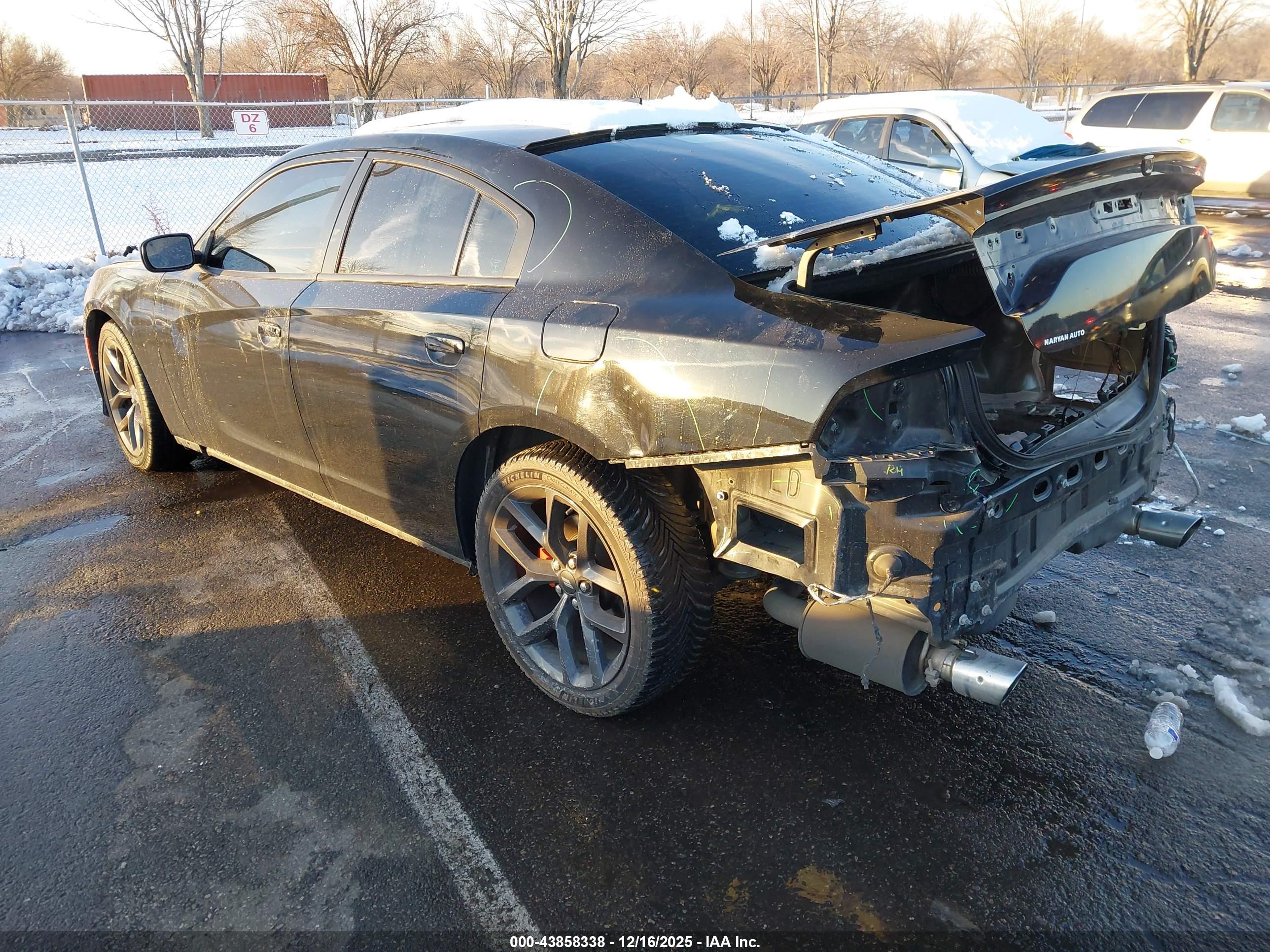 DODGE CHARGER image 3
