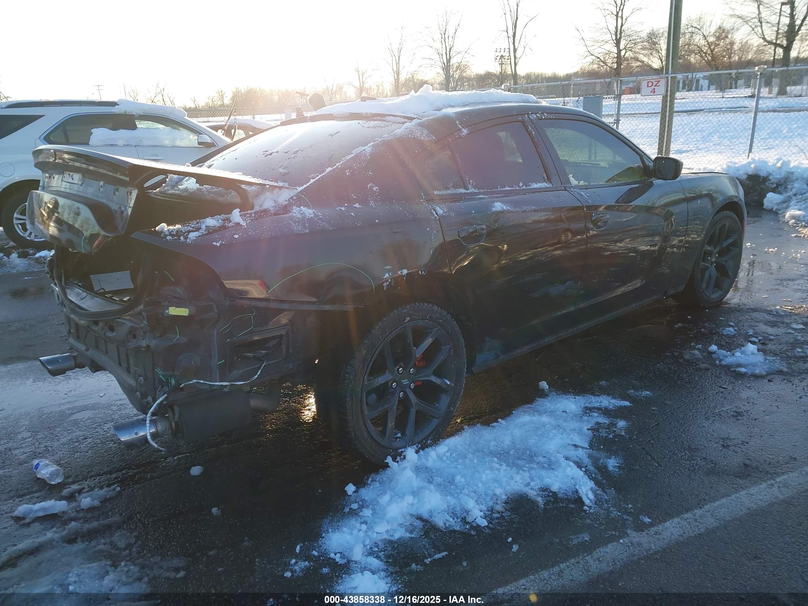 DODGE CHARGER image 4