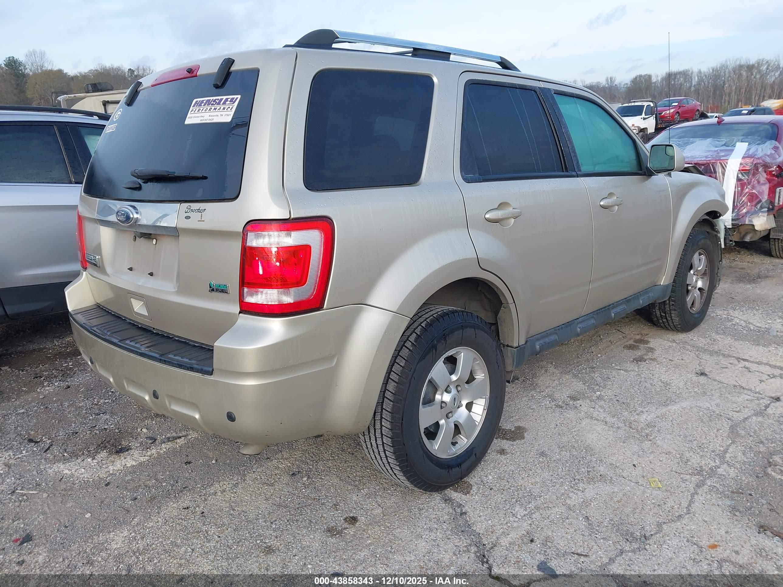FORD ESCAPE image 4
