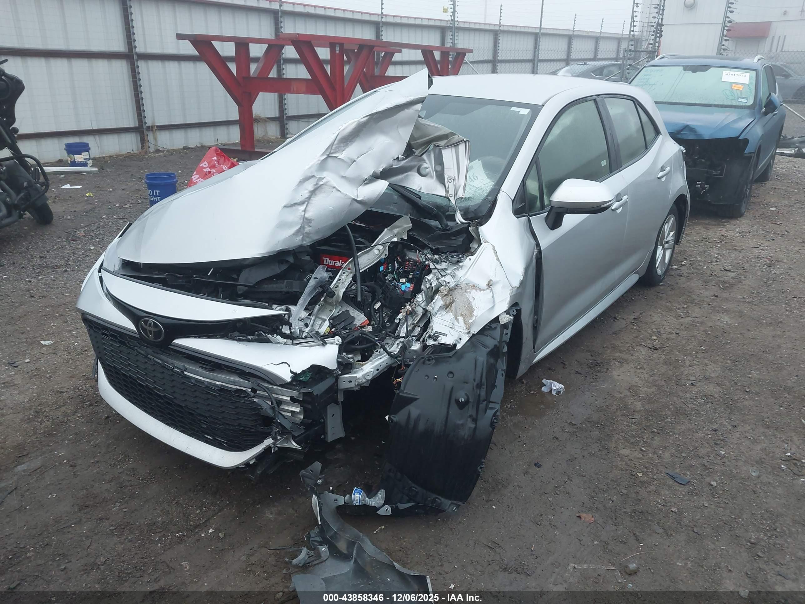 TOYOTA COROLLA image 2