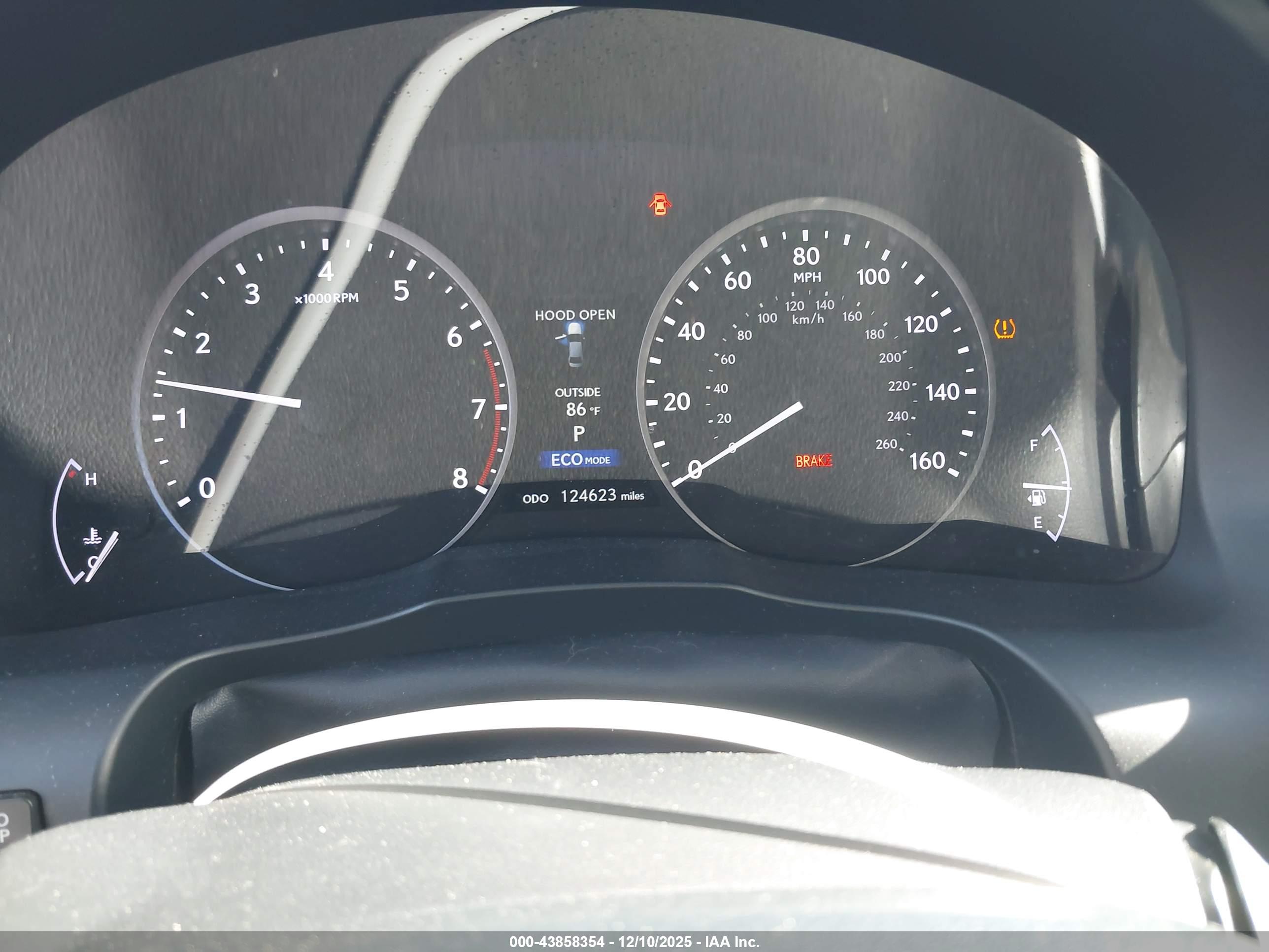 LEXUS ES image 7