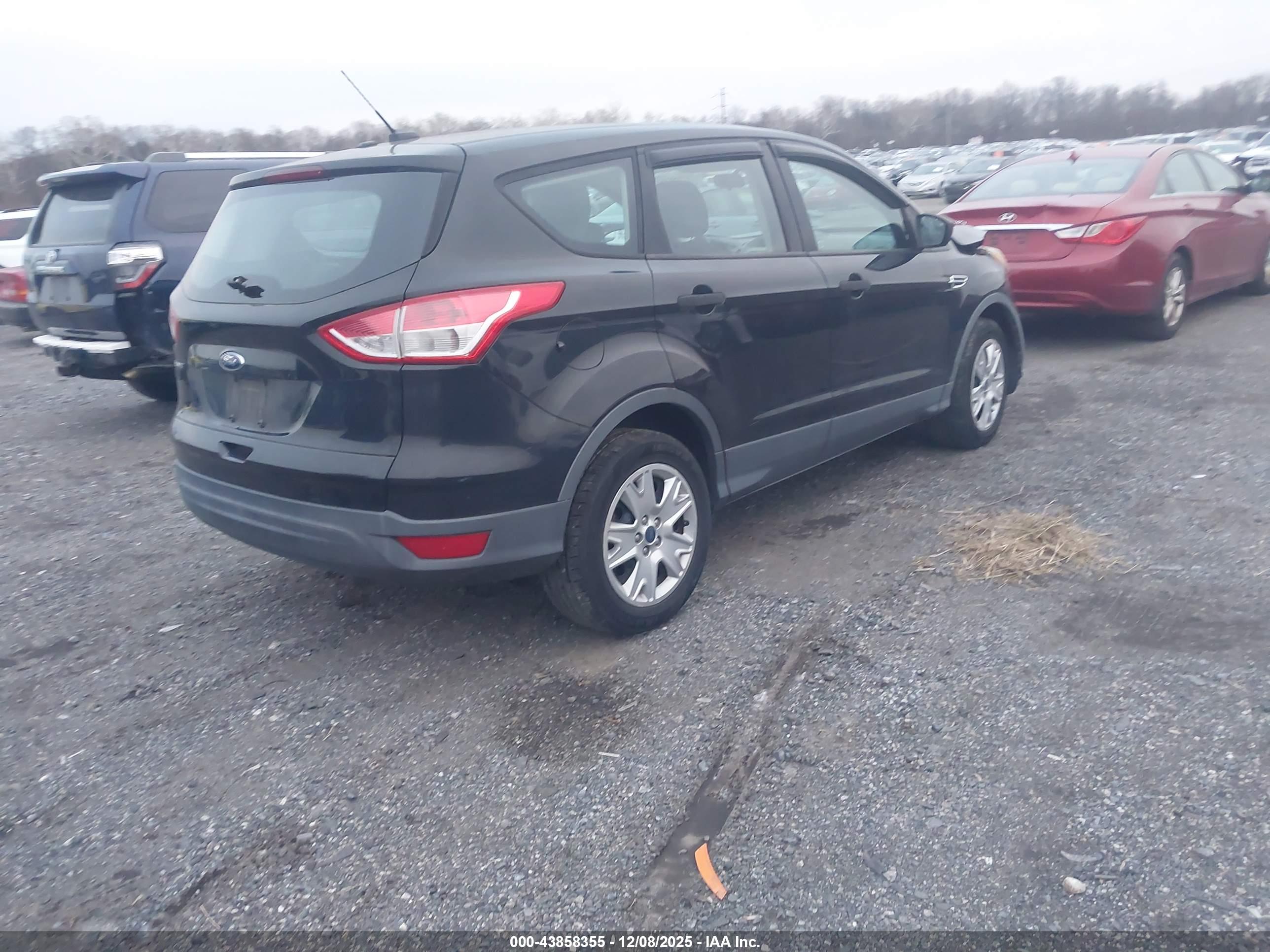 FORD ESCAPE image 4