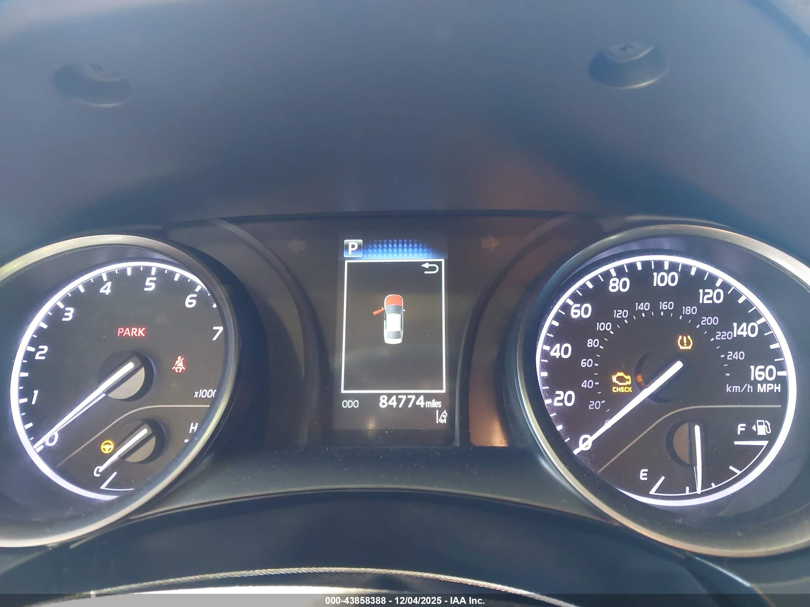 TOYOTA CAMRY image 7