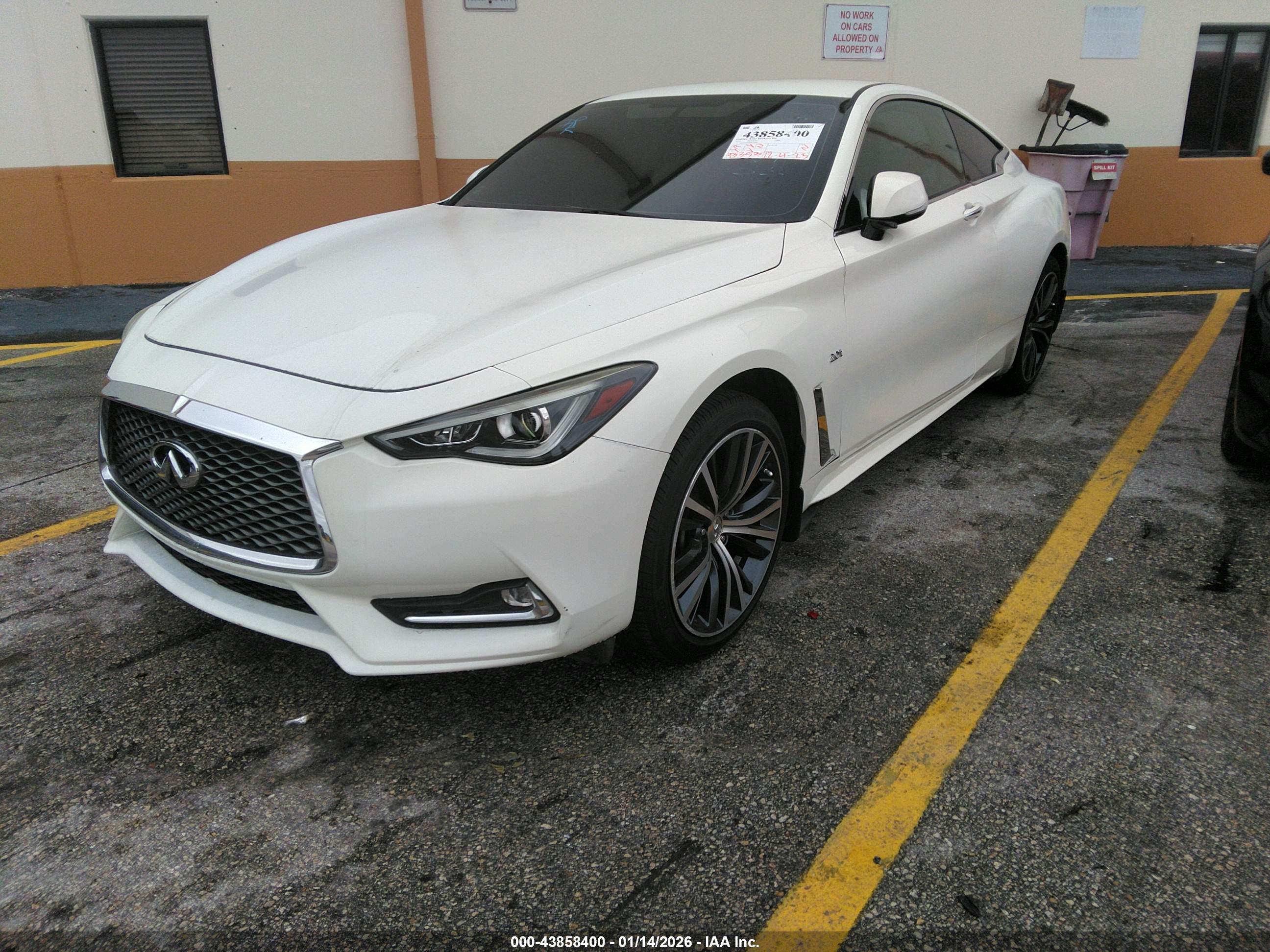 INFINITI Q60 image 2