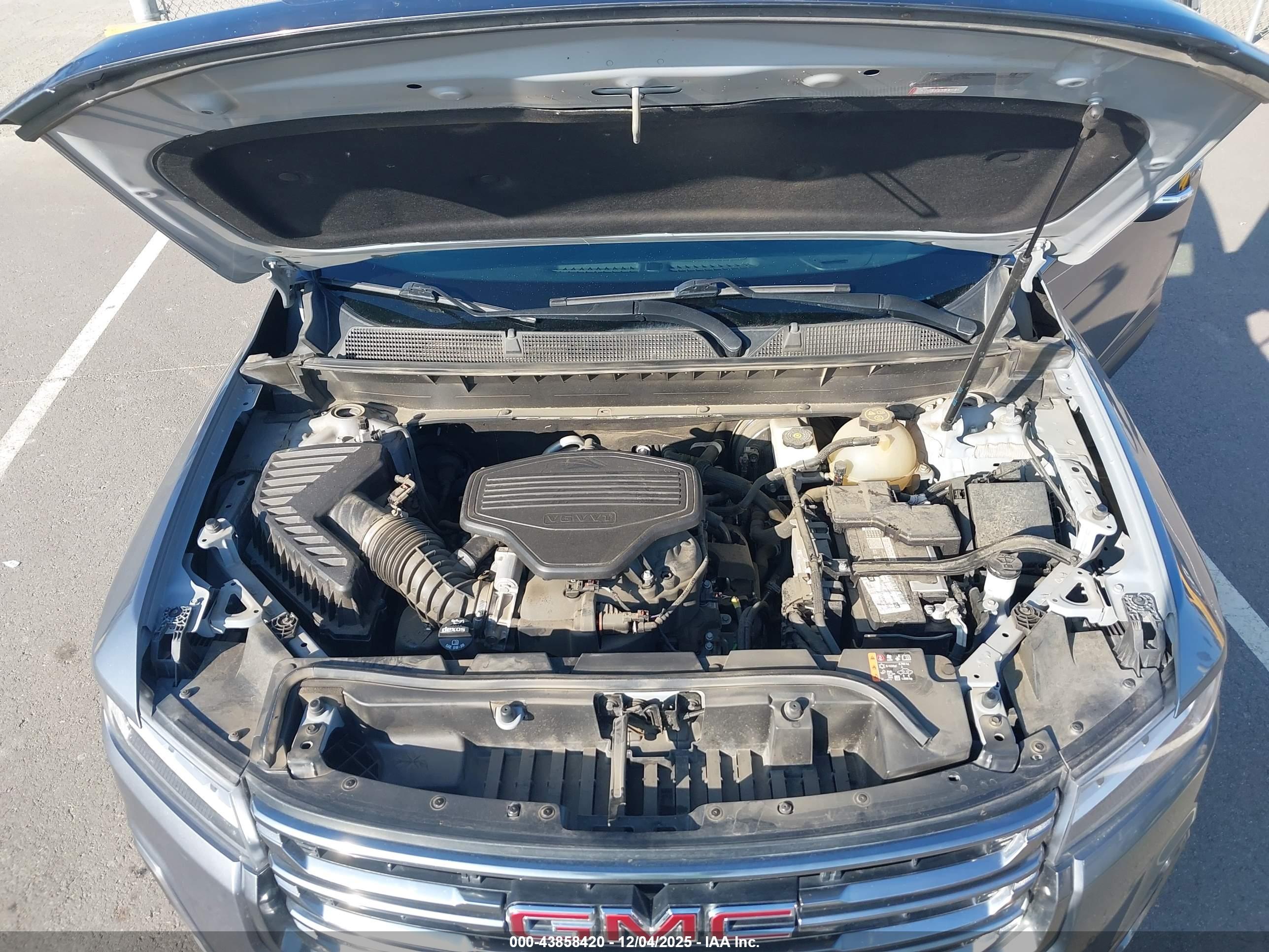 GMC ACADIA image 10