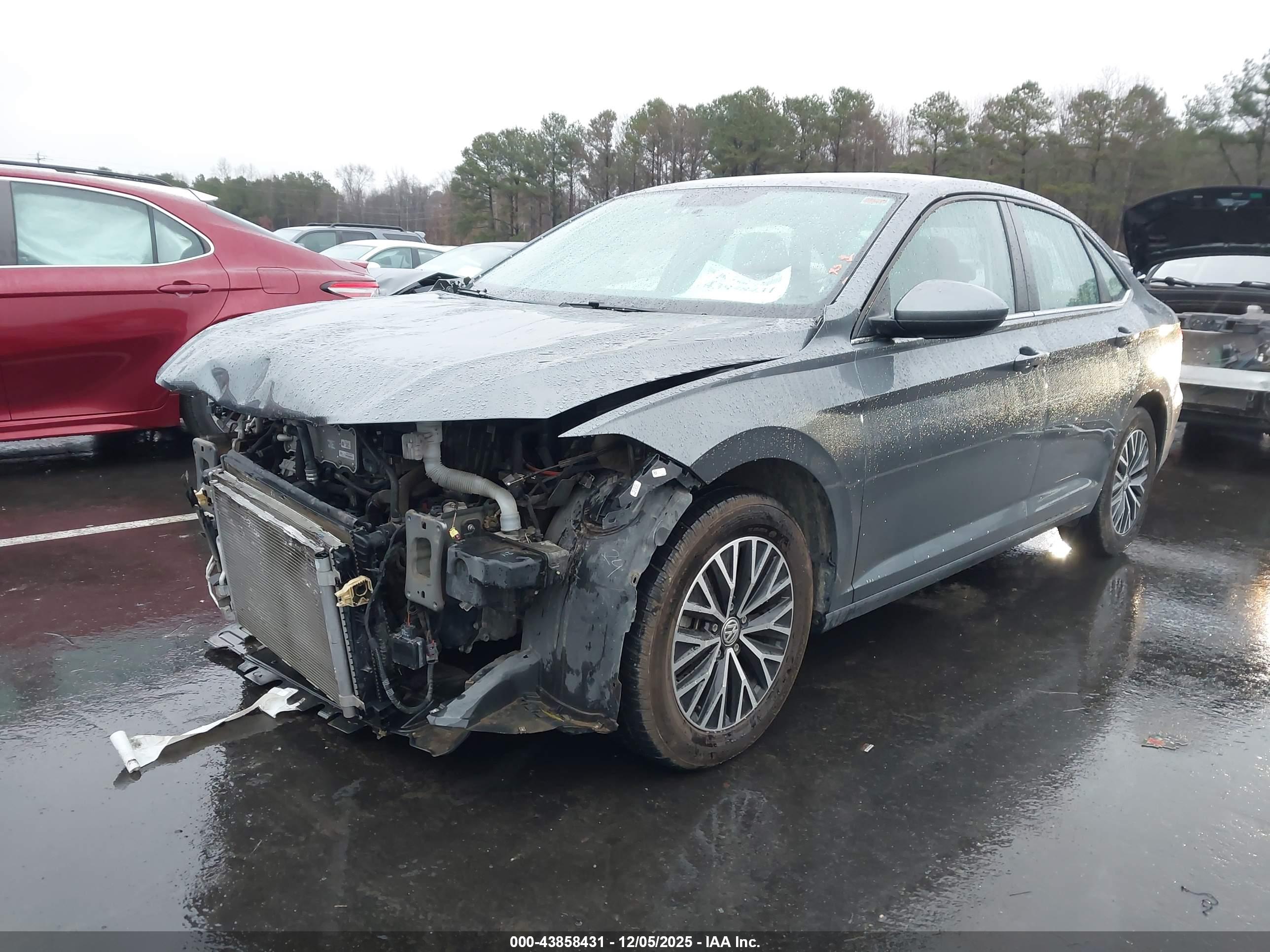 VOLKSWAGEN JETTA image 2
