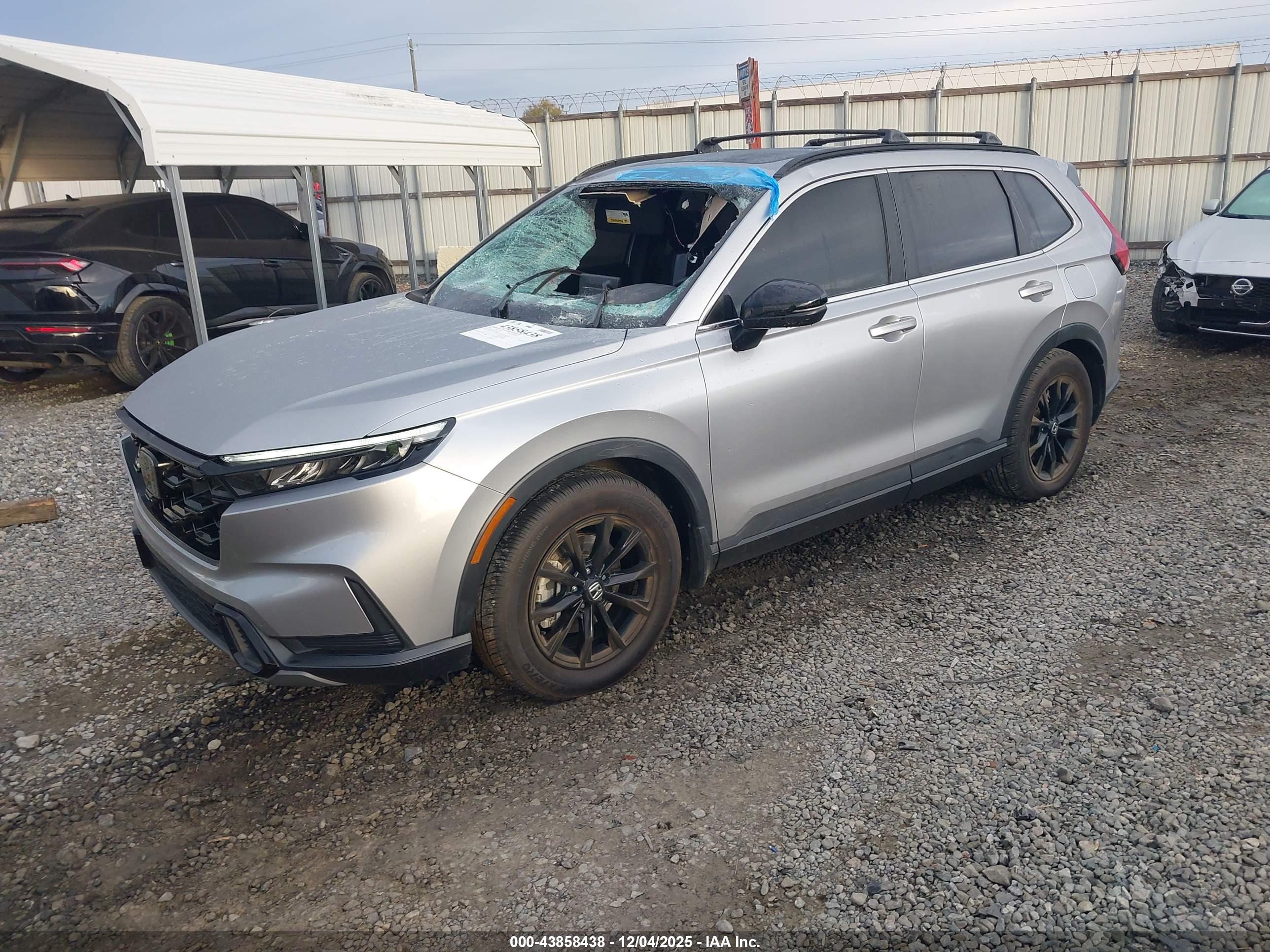 HONDA CR-V image 2
