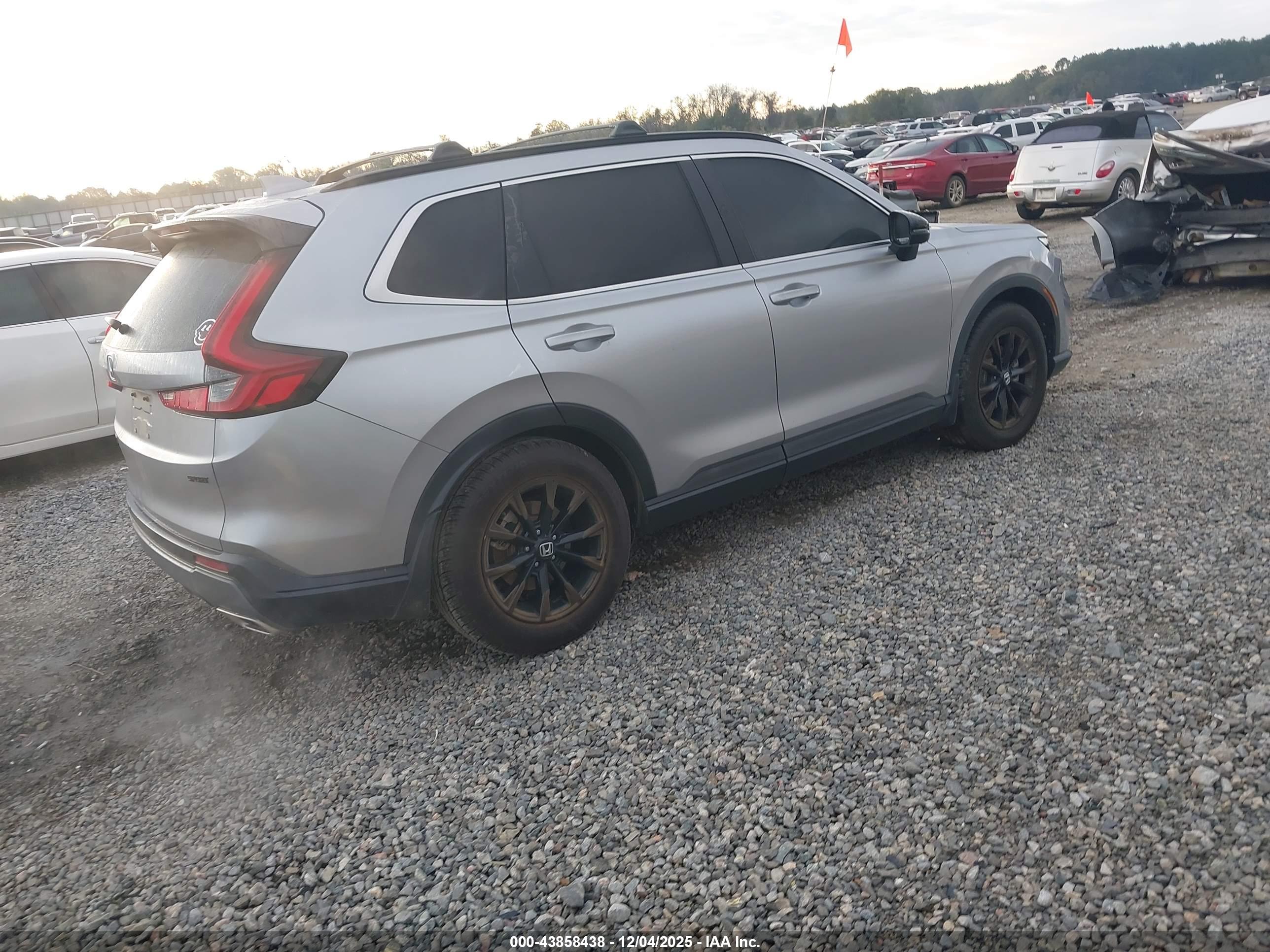 HONDA CR-V image 4