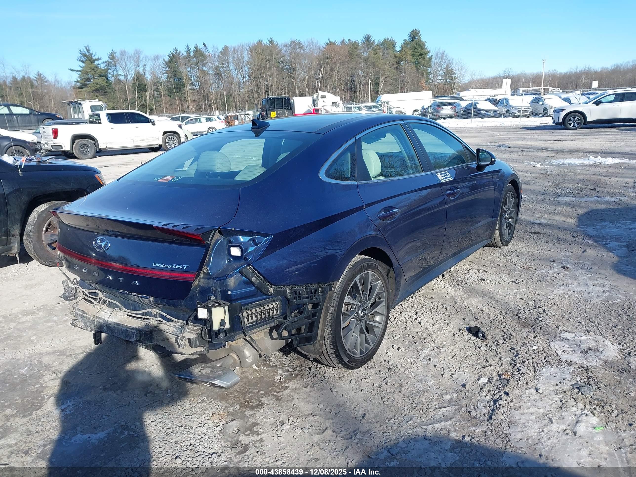 HYUNDAI SONATA image 4
