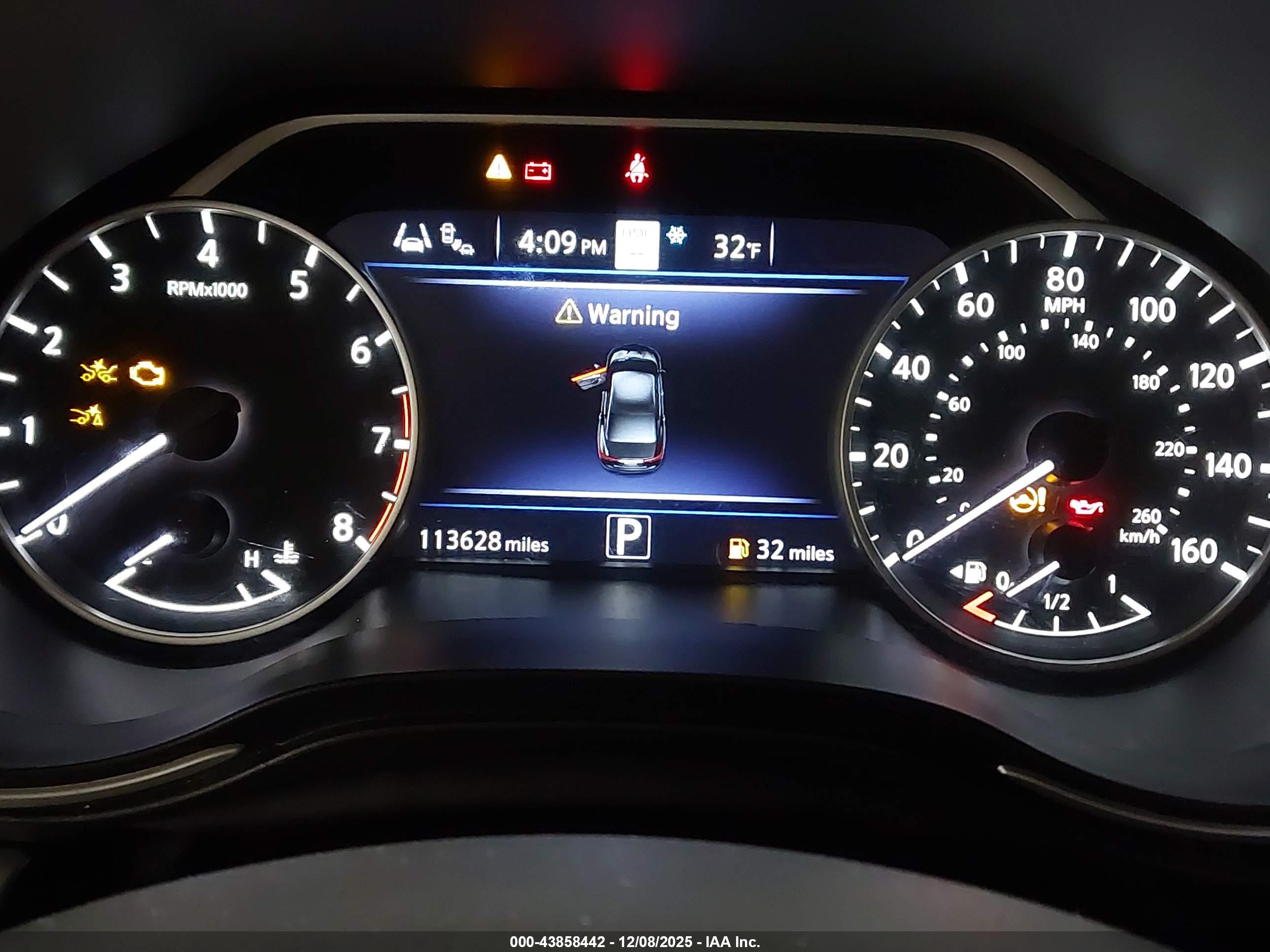 NISSAN MAXIMA image 7