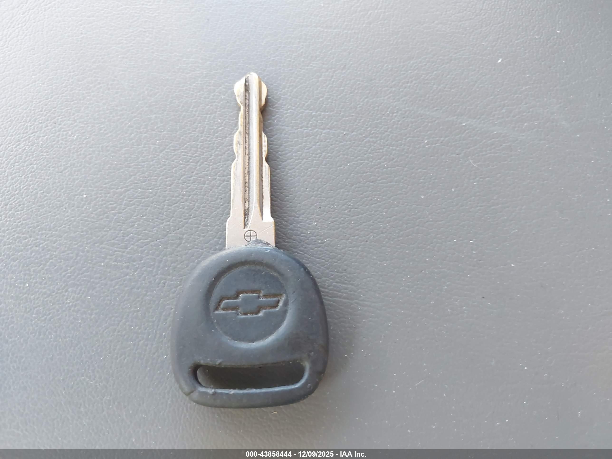 CHEVROLET TRAVERSE image 11