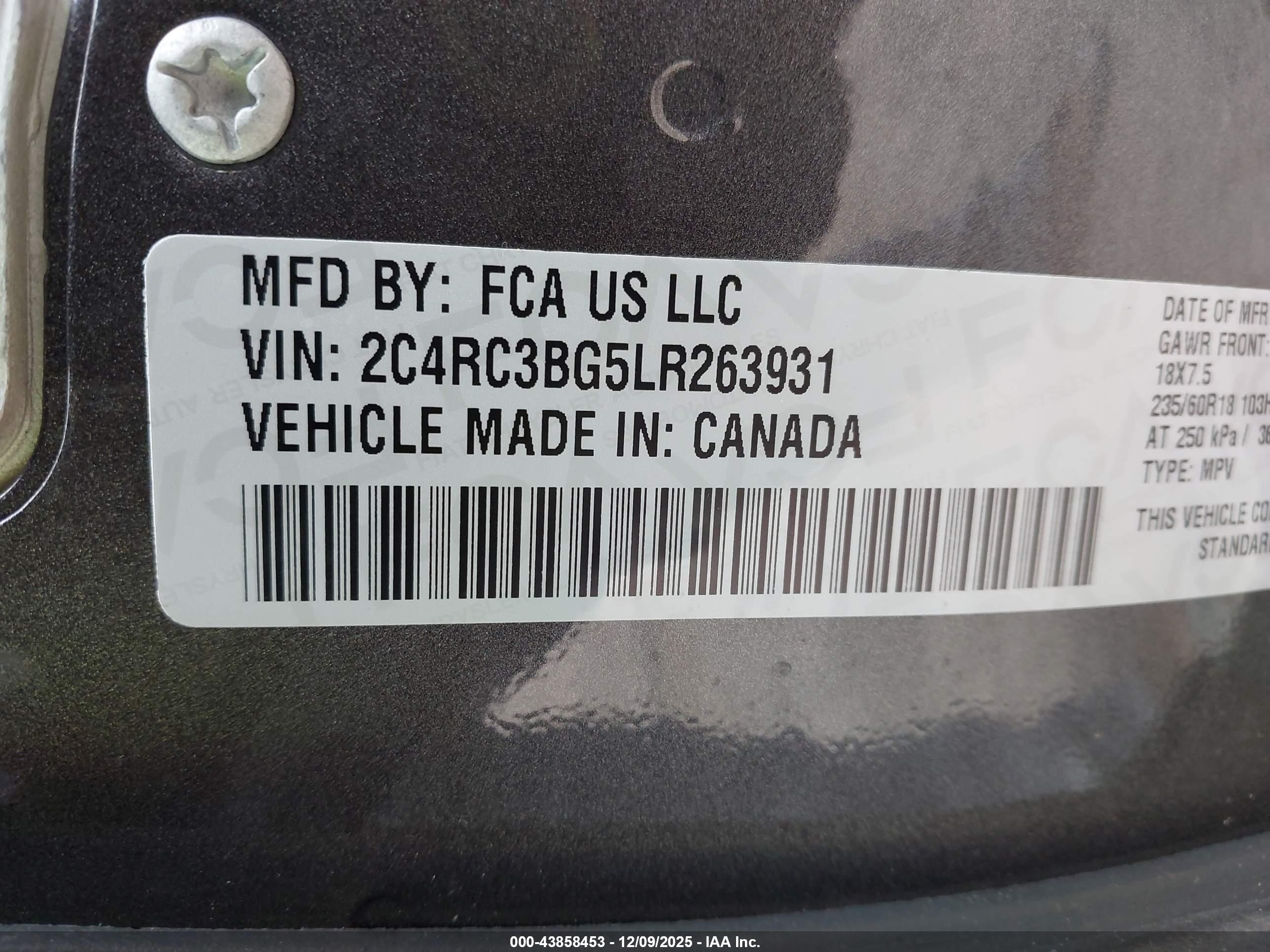 CHRYSLER PACIFICA image 9