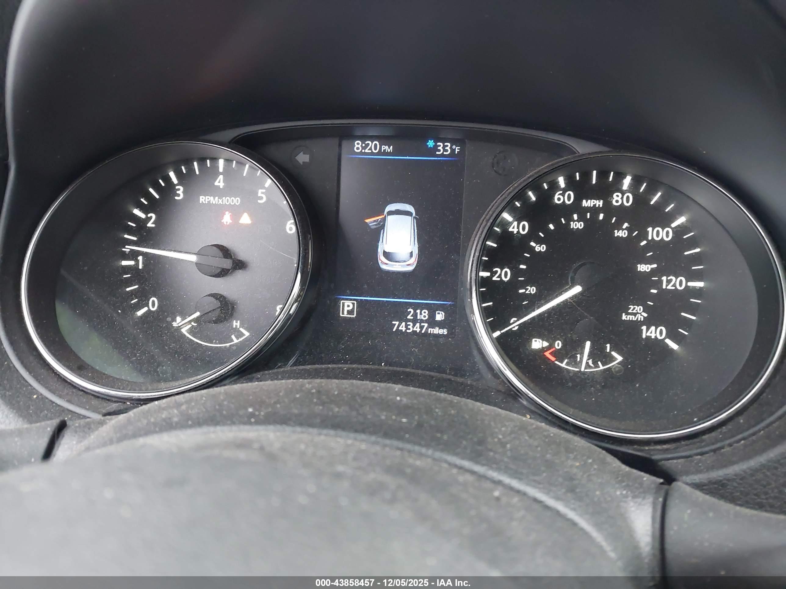 NISSAN ROGUE image 7