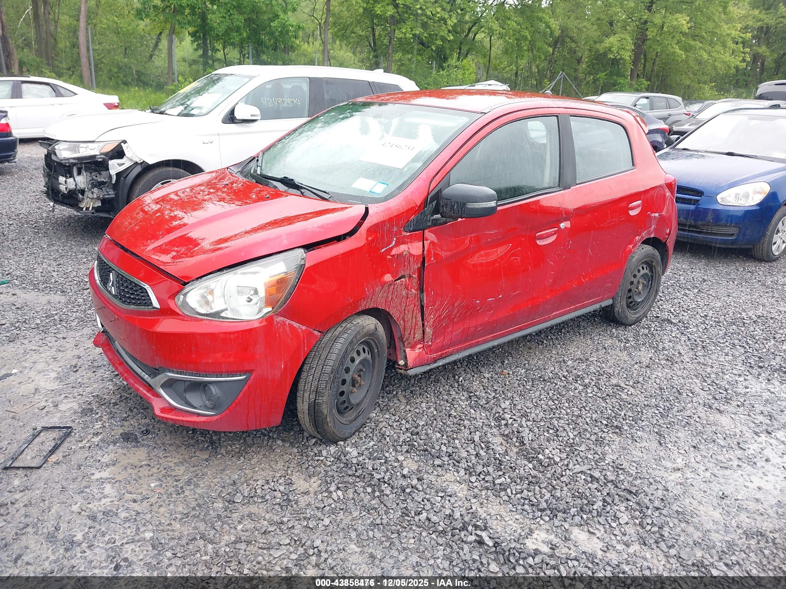 MITSUBISHI MIRAGE image 2