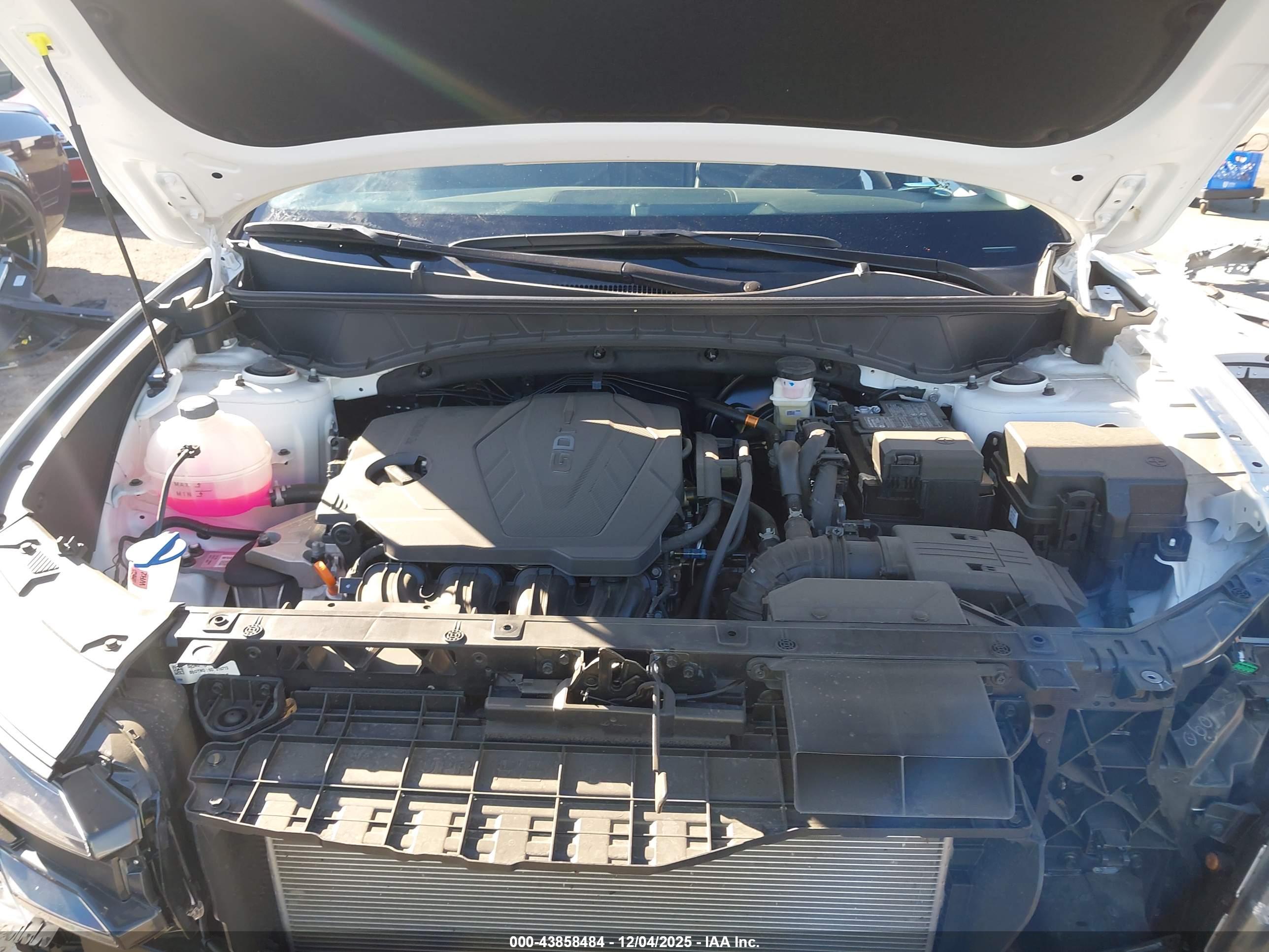 HYUNDAI TUCSON image 10