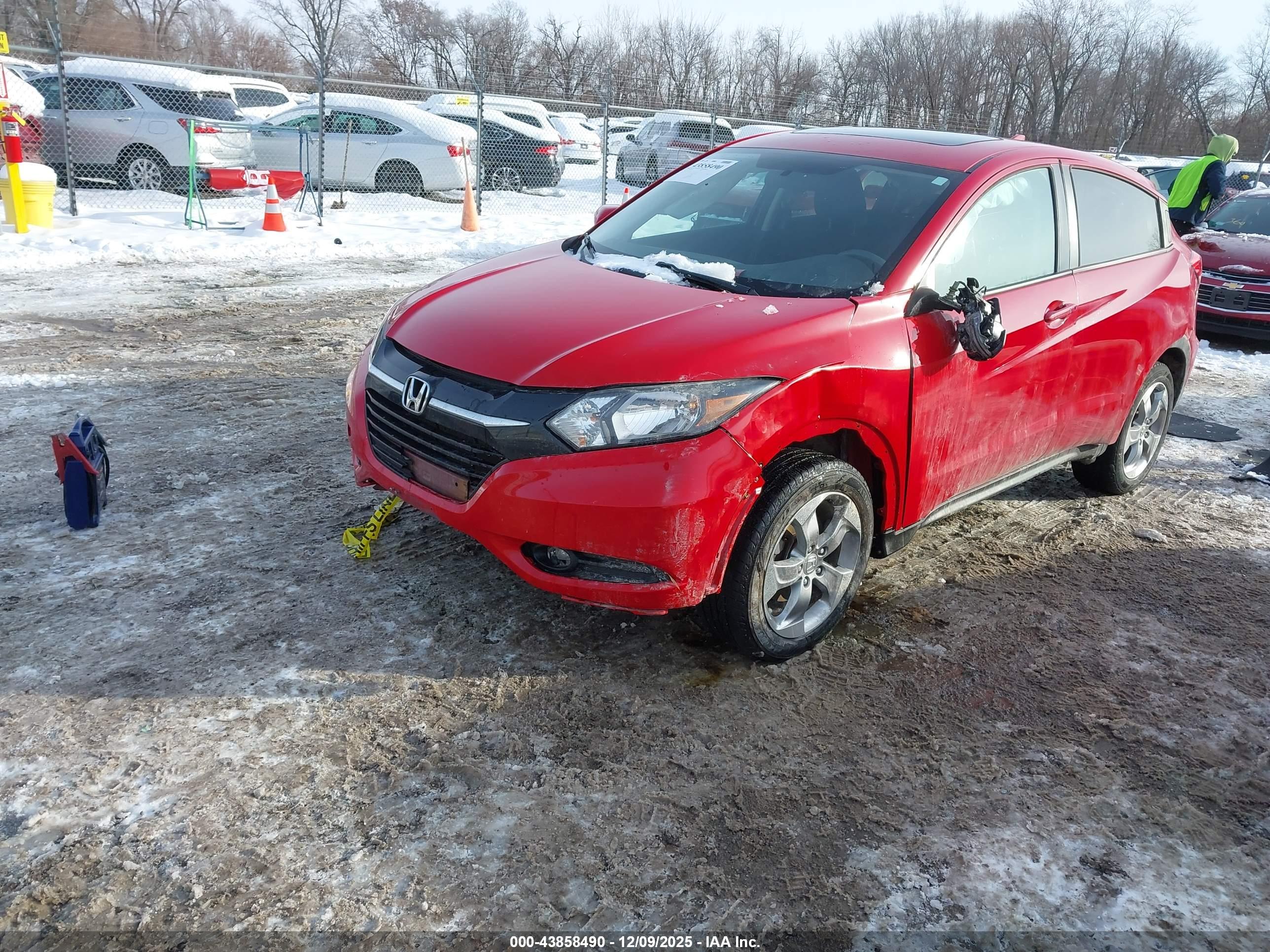 HONDA HR-V image 2