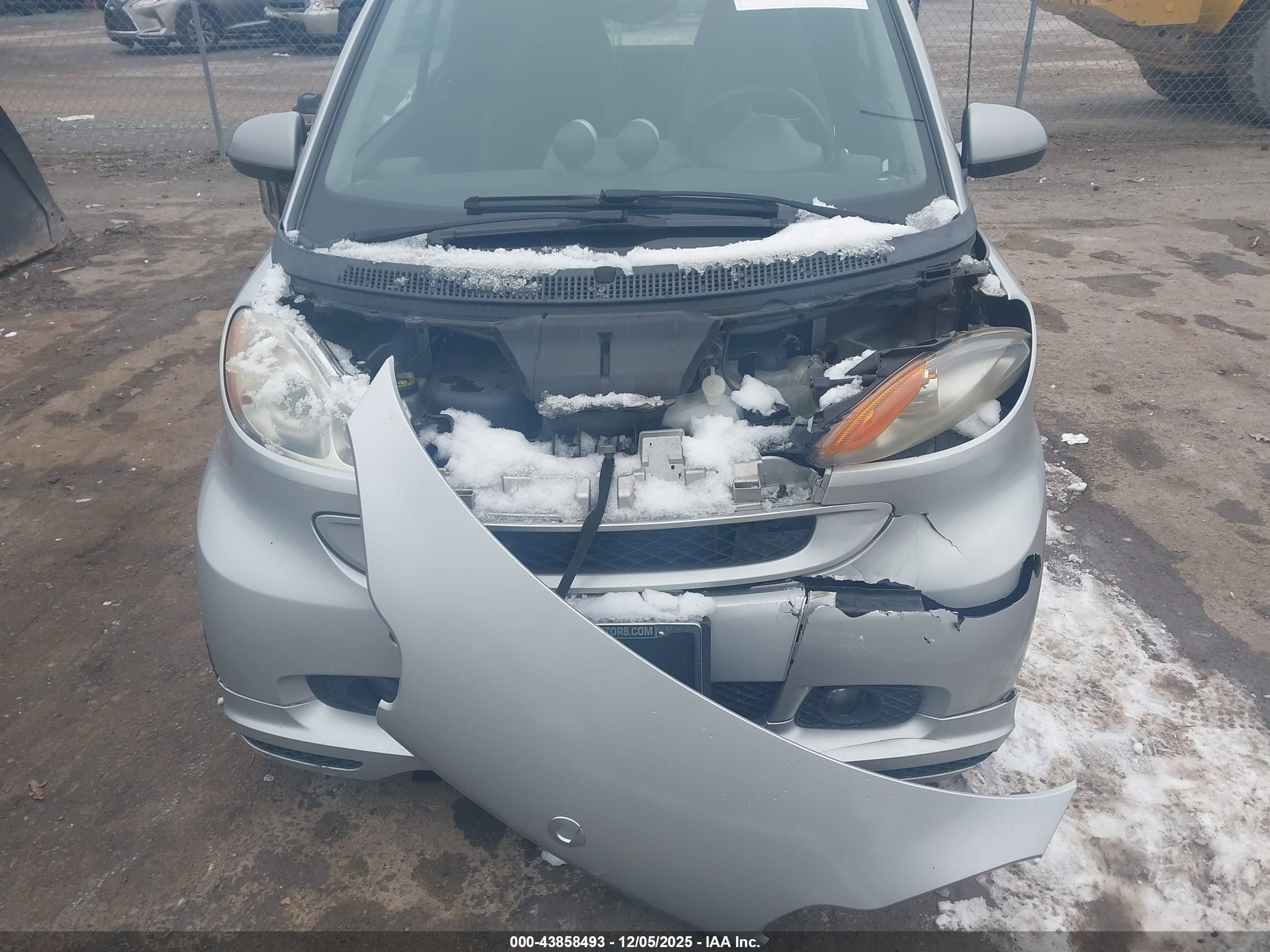 SMART FORTWO image 6