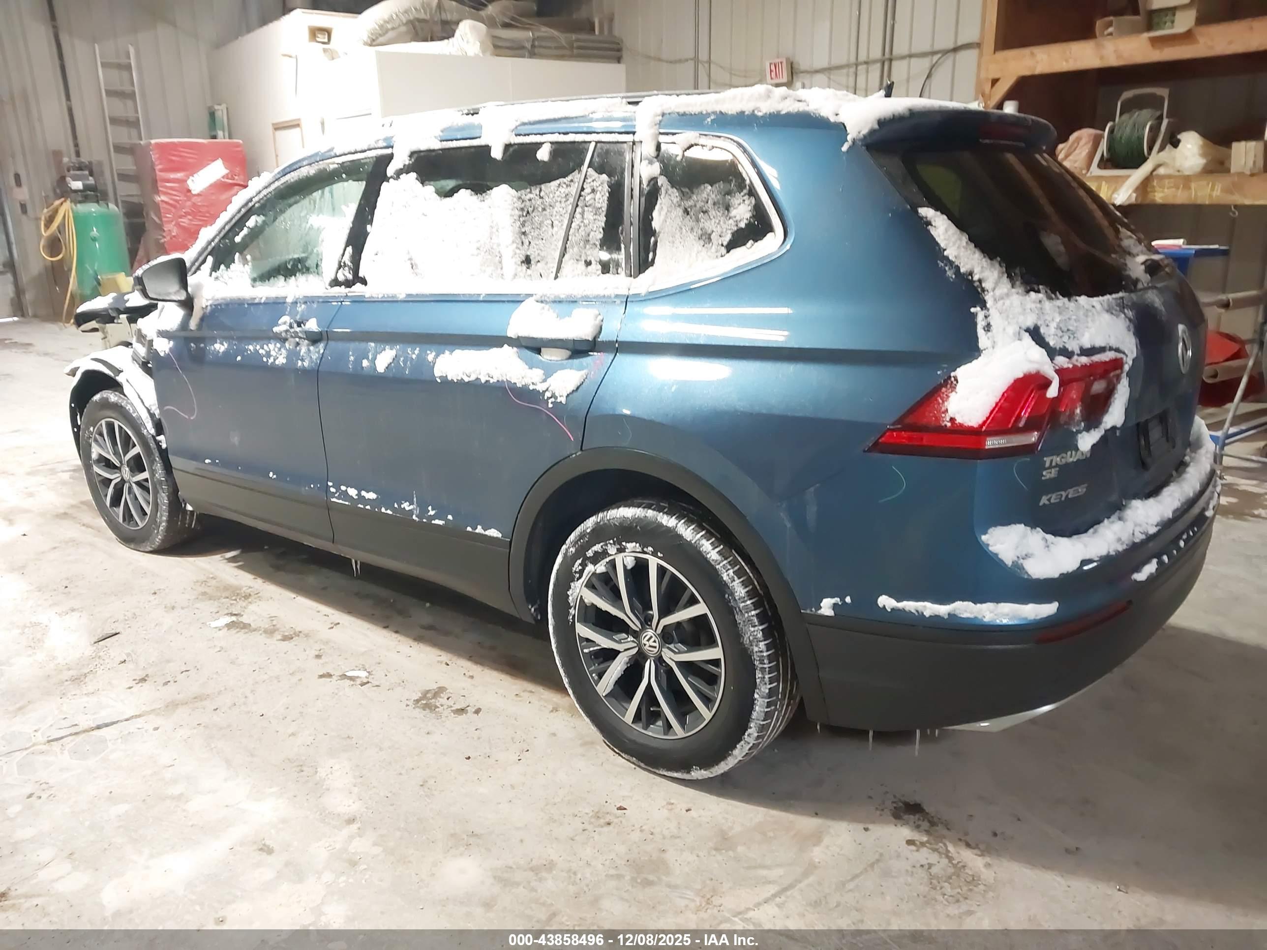 VOLKSWAGEN TIGUAN image 3