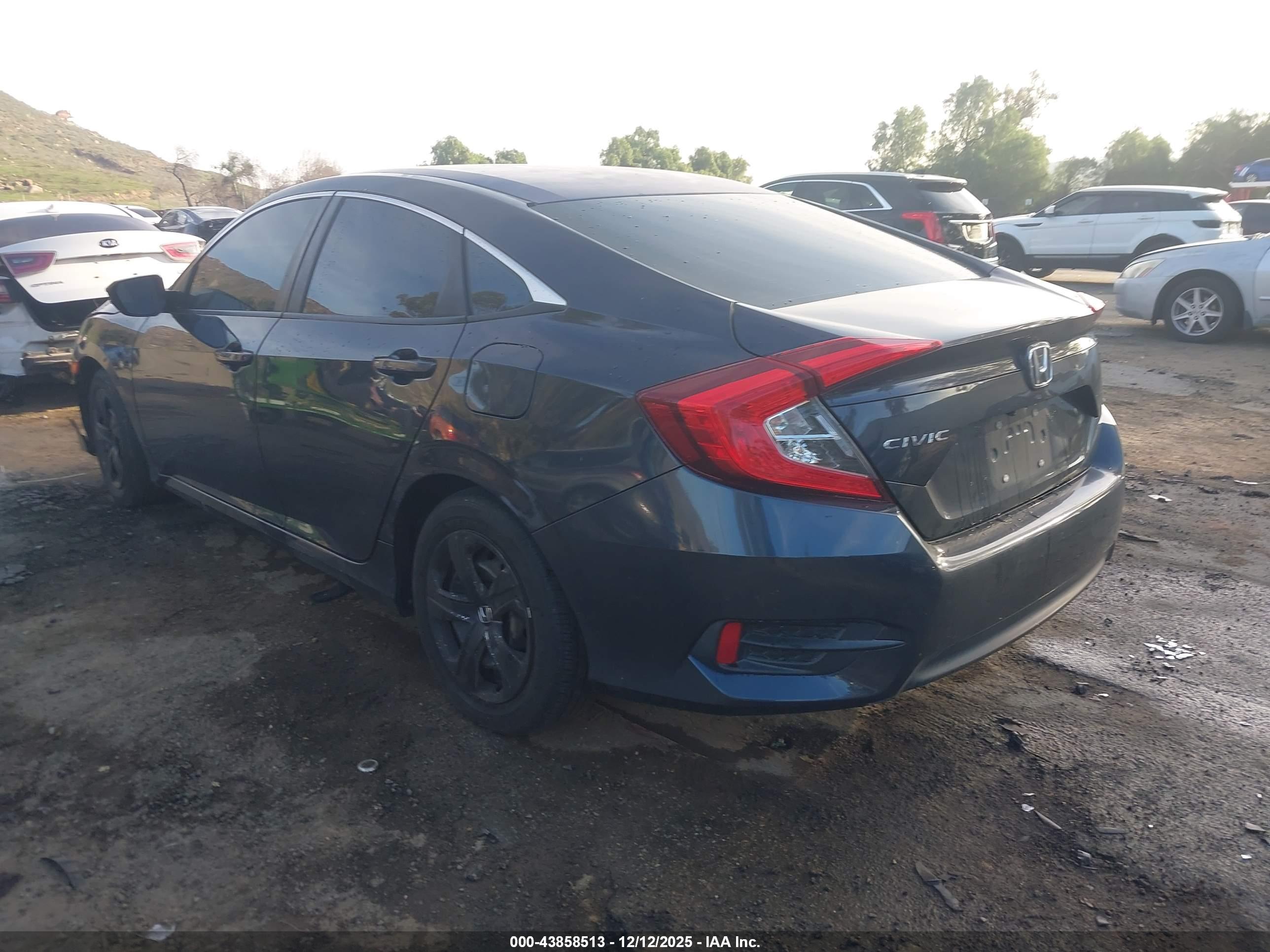 HONDA CIVIC image 3