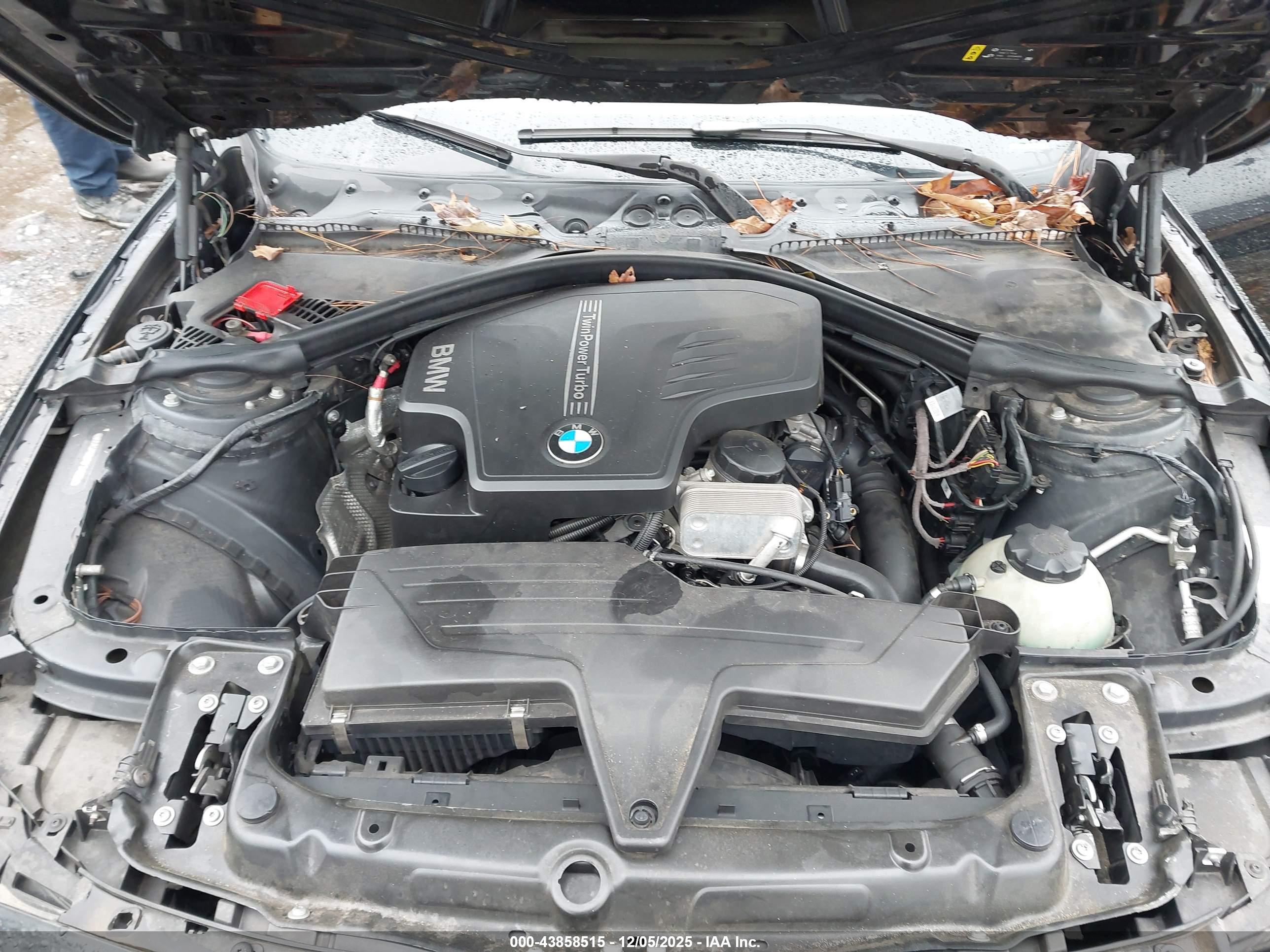BMW 328I image 10