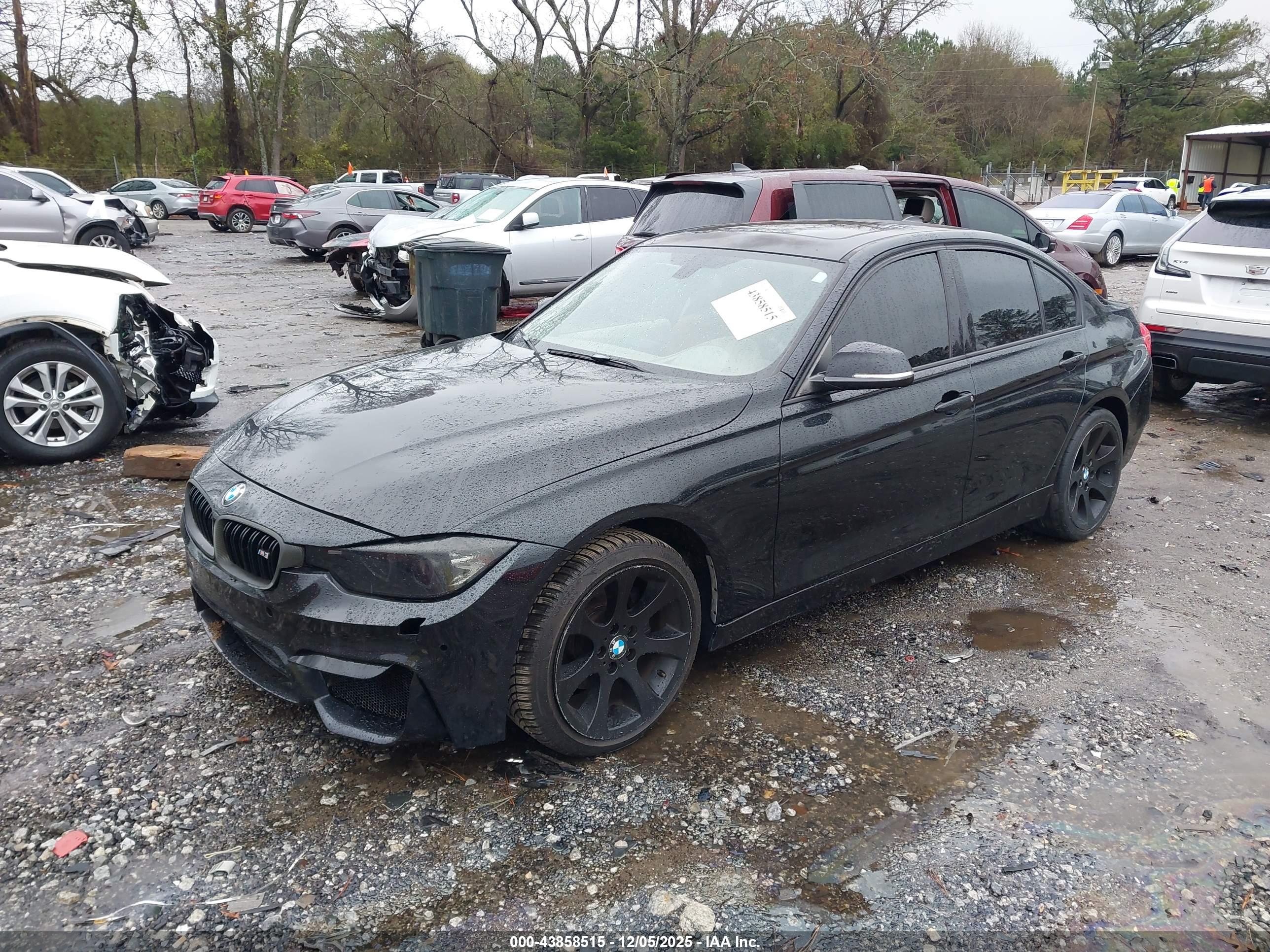 BMW 328I image 2