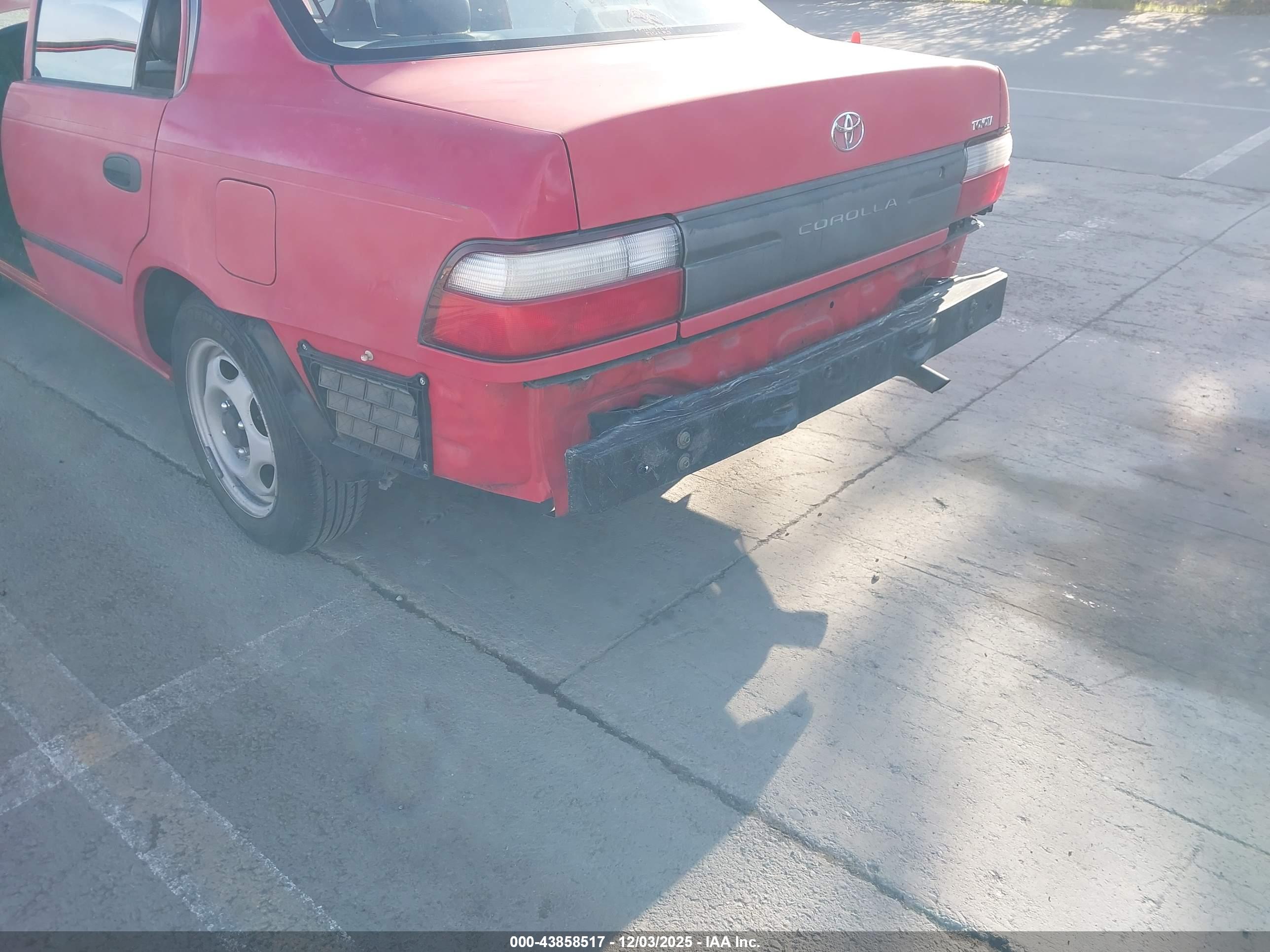 TOYOTA COROLLA image 6