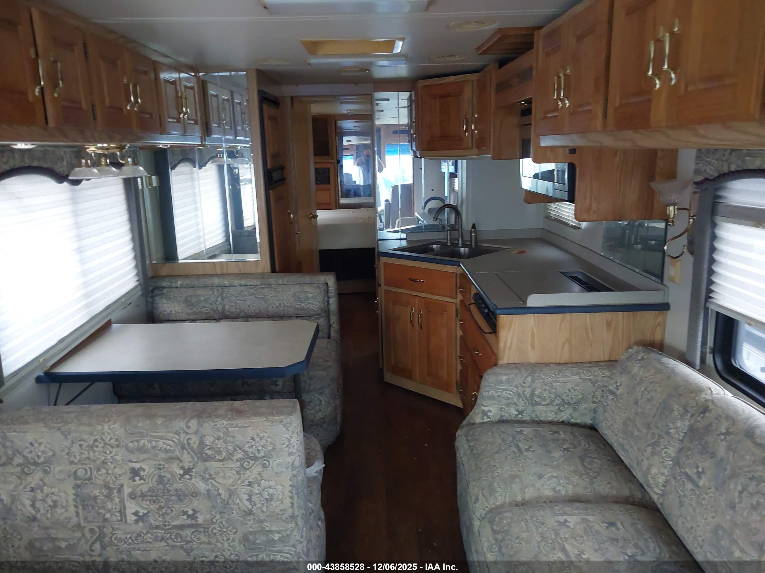 ROADMASTER RAIL image 8
