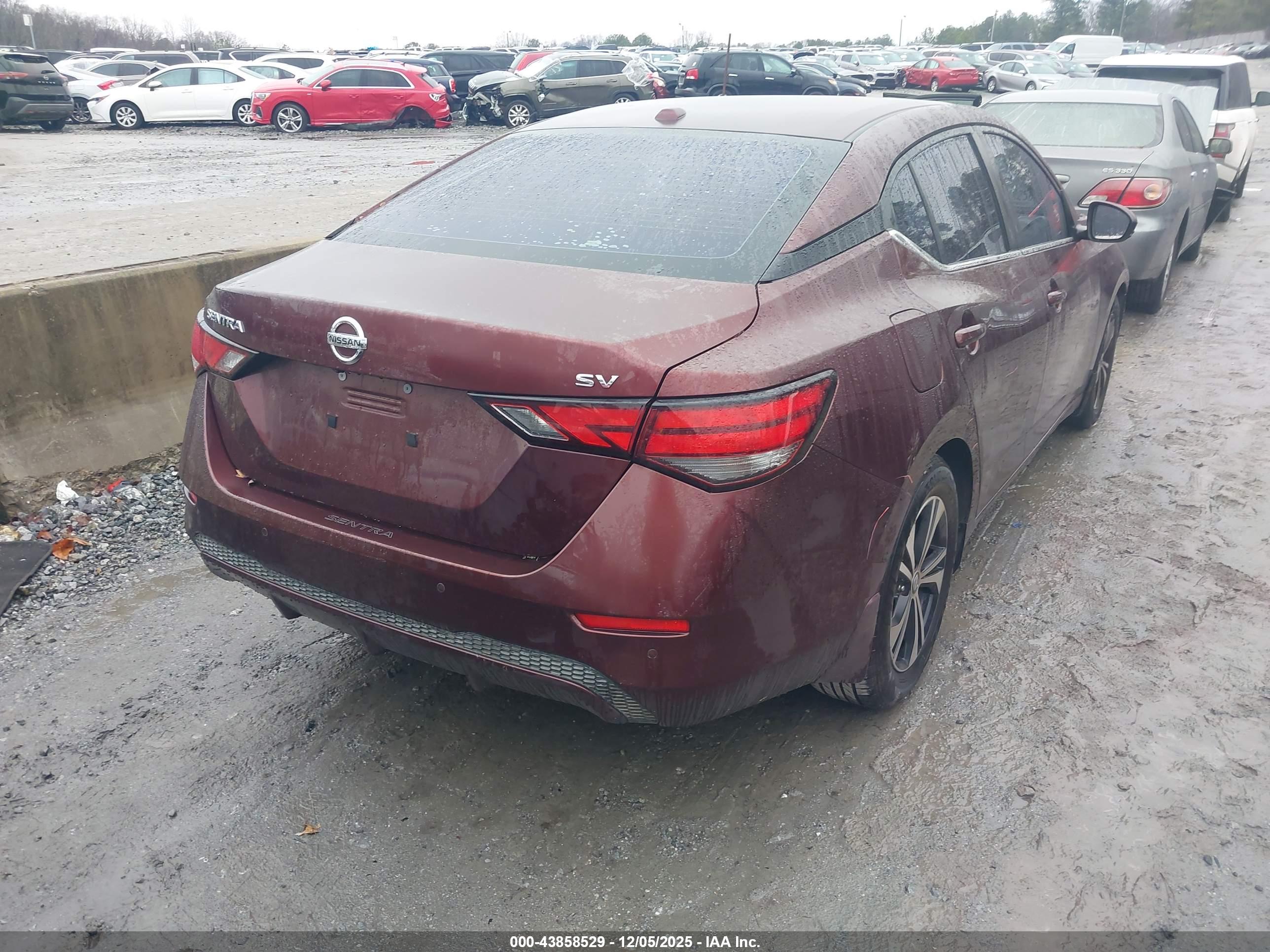 NISSAN SENTRA image 4