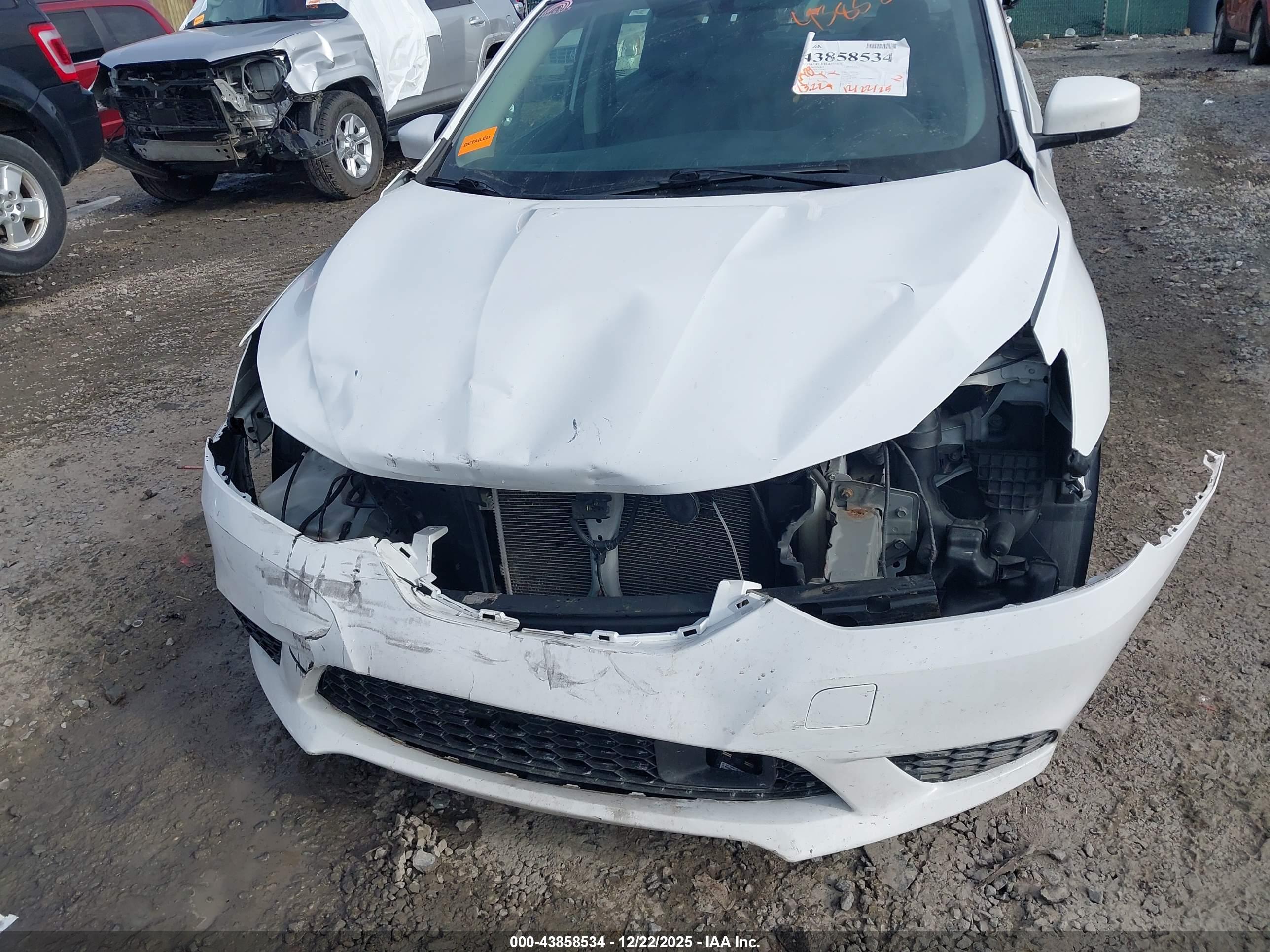 NISSAN SENTRA image 6